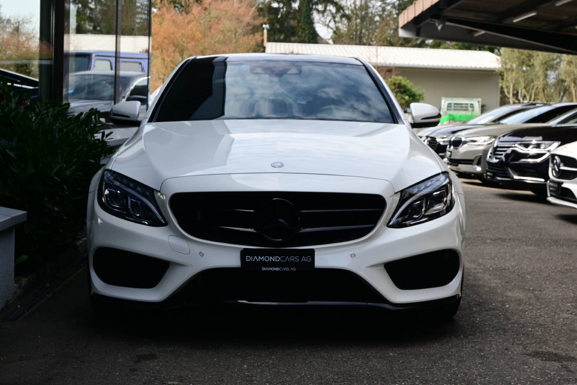 MERCEDES-BENZ C 300 AMG Line *Diamond Perlweiss*HUD*Pano*UVM.-showroom-element-1