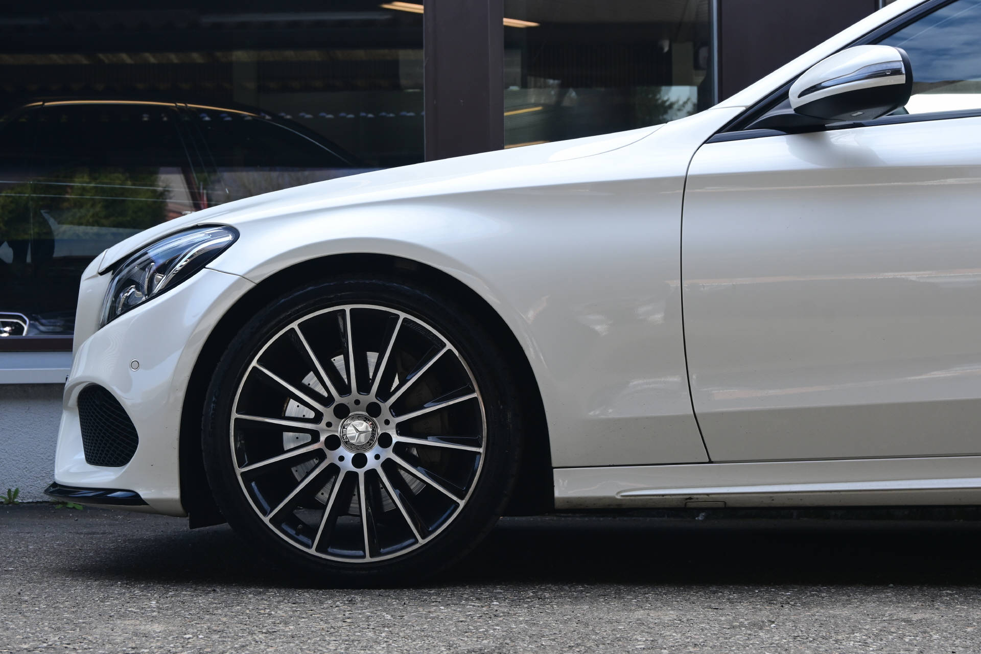 MERCEDES-BENZ C 300 AMG Line *Diamond Perlweiss*HUD*Pano*UVM.-image-5