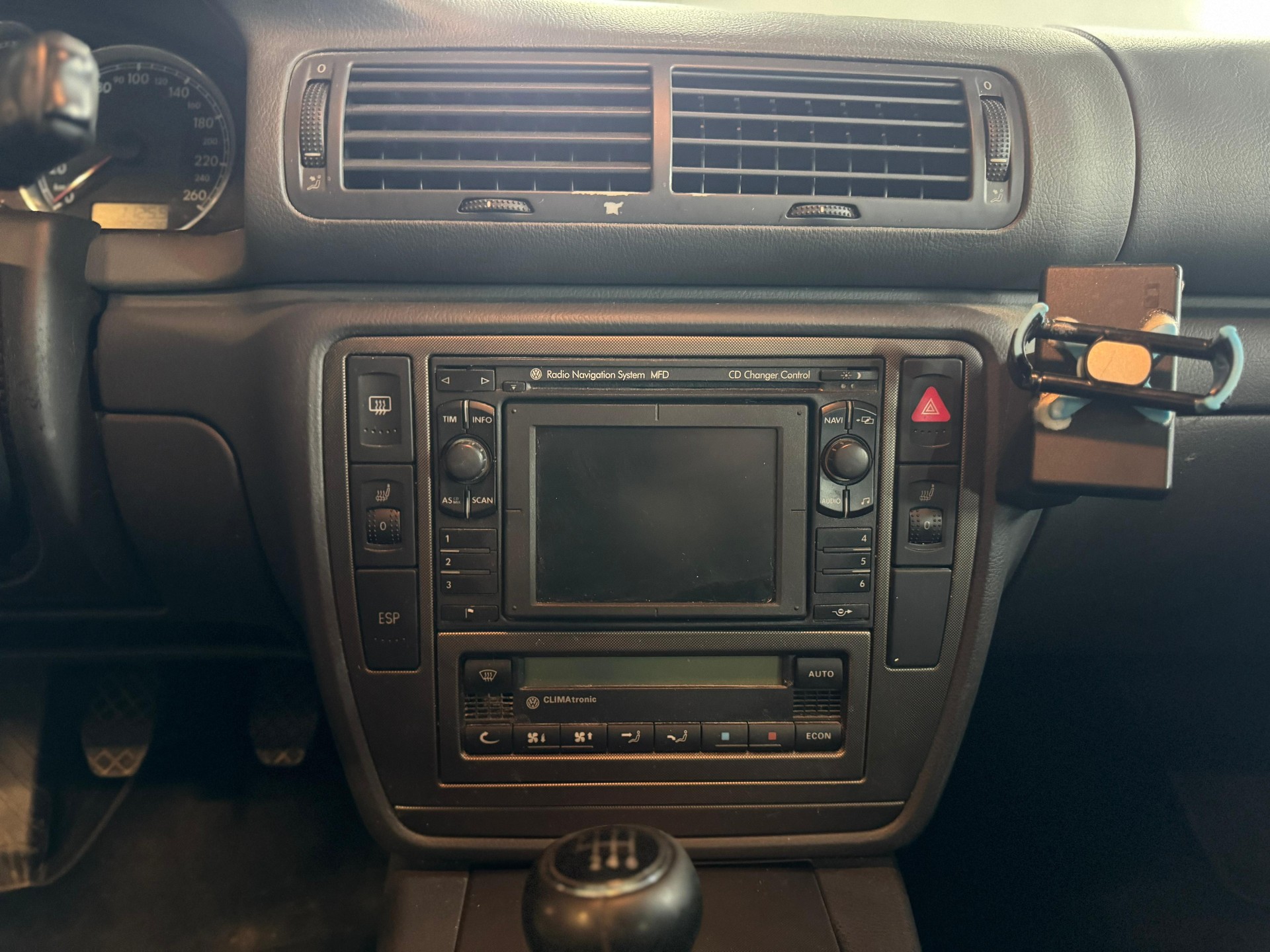 VW Passat Variant 2.0 TDI Highline-image-10