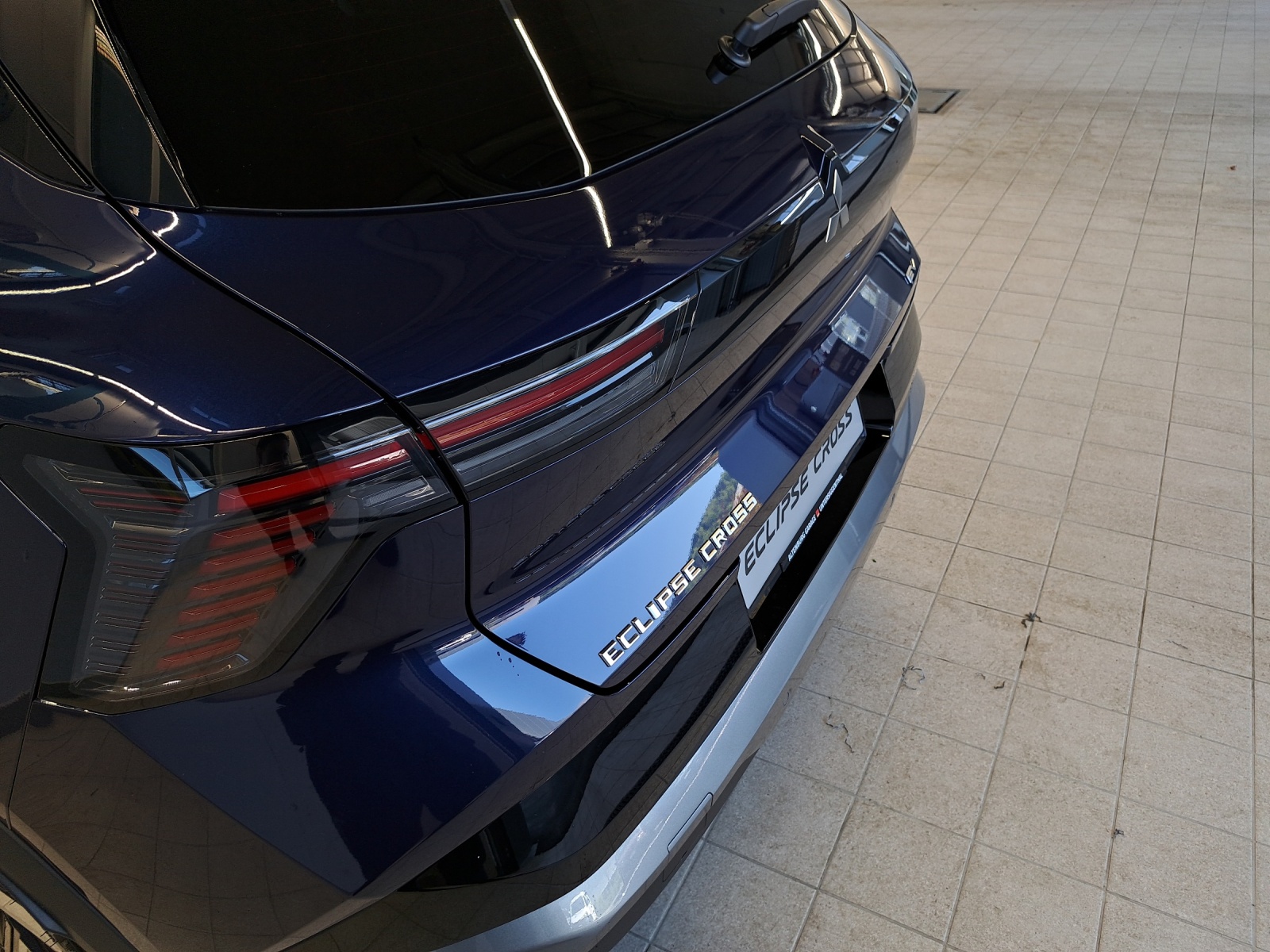 MITSUBISHI Eclipse Cross Intense+ BEV-image-17