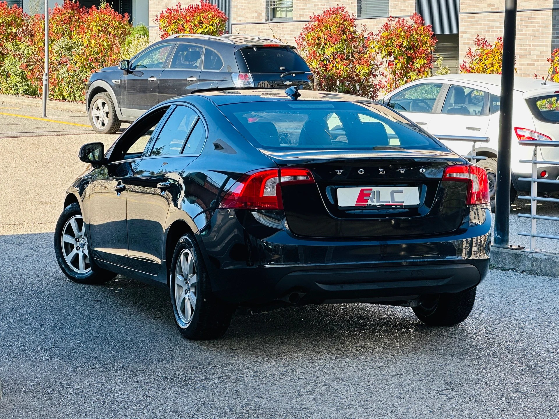 VOLVO S60 D3 Summum Geartronic-image-8
