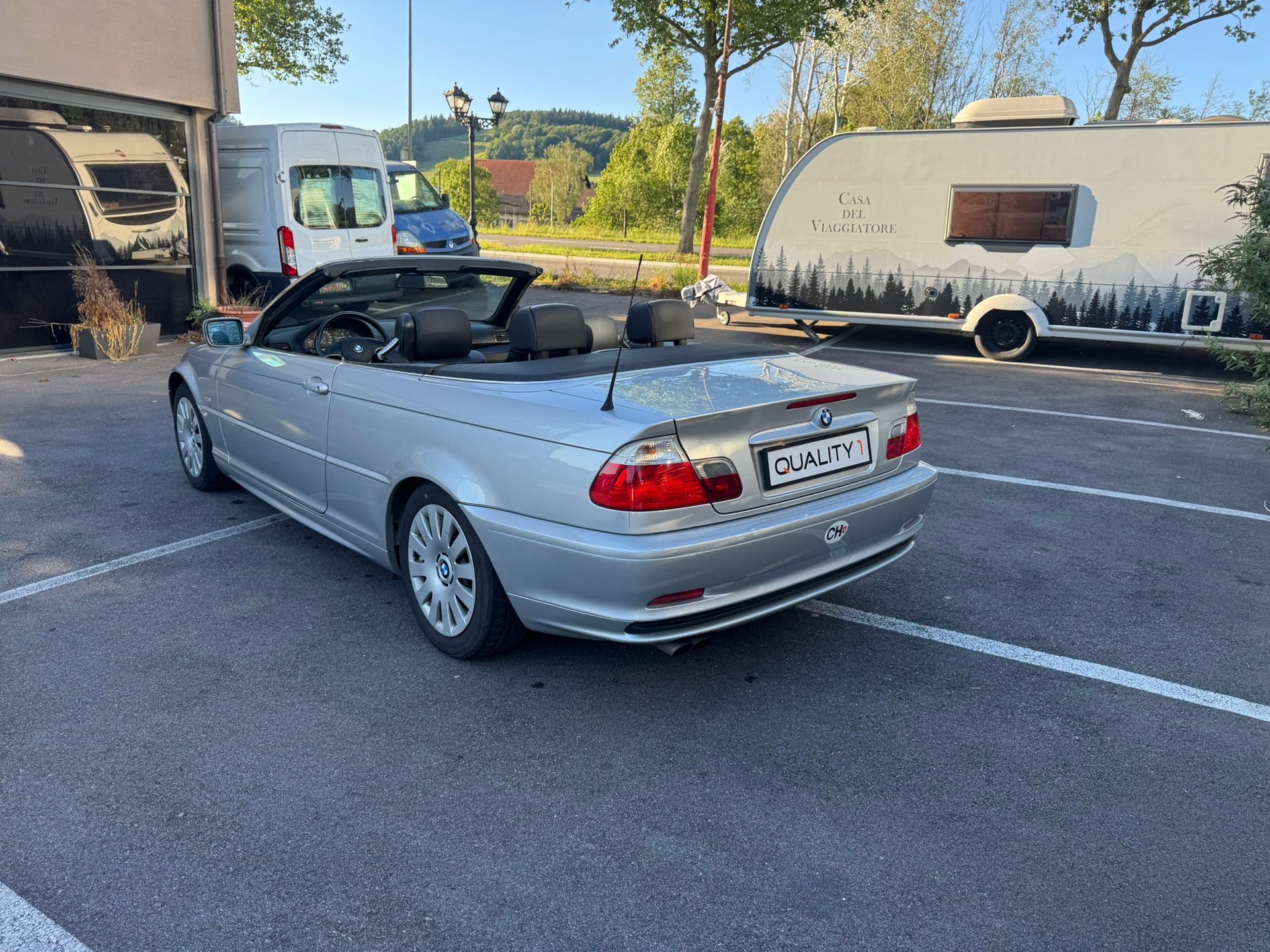 BMW 323Ci Cabriolet-image-6