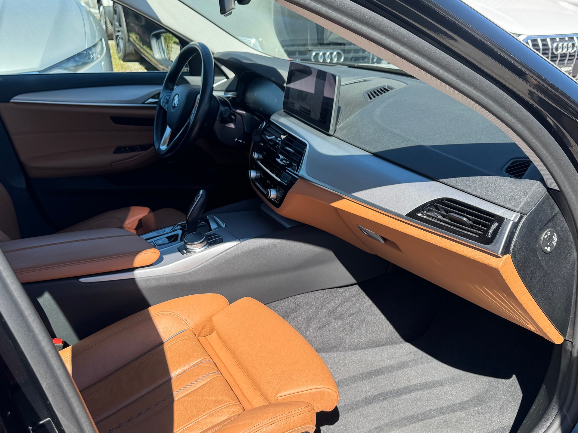 BMW 520d xDrive 48V Touring Luxury Steptronic-image-5