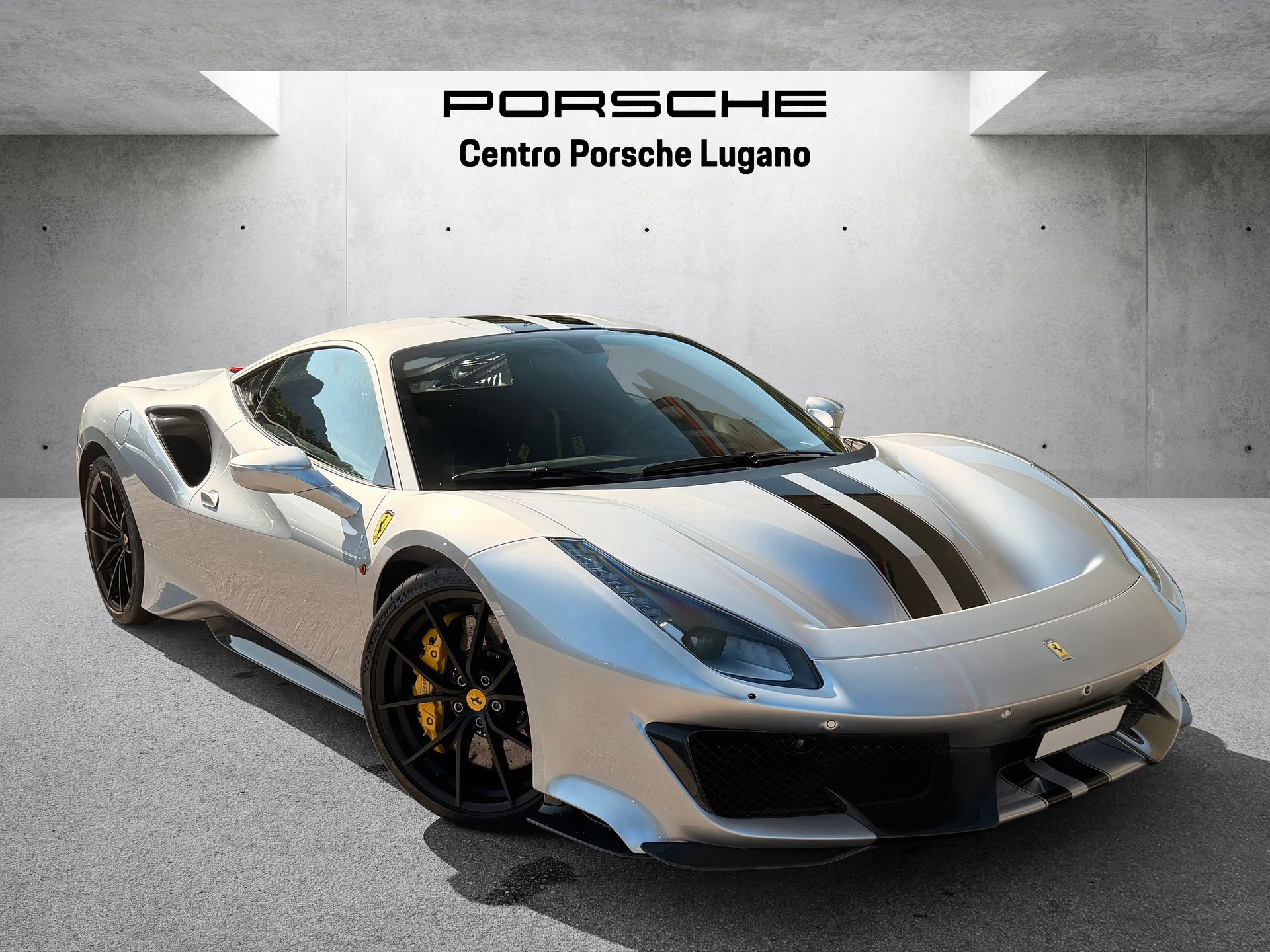FERRARI 488 Pista 3.9 V8-image-0