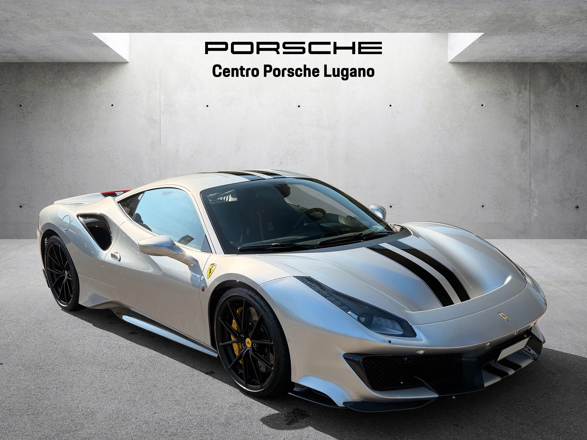 FERRARI 488 Pista 3.9 V8-image-3