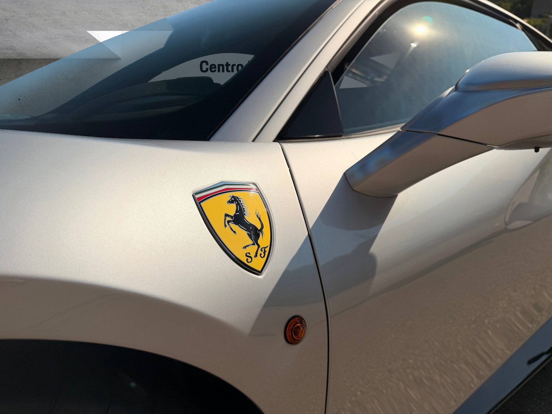 FERRARI 488 Pista 3.9 V8-image-11