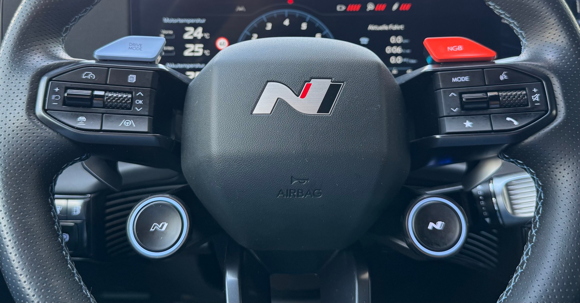 HYUNDAI Ioniq 5 N 84kWh 4WD-image-14