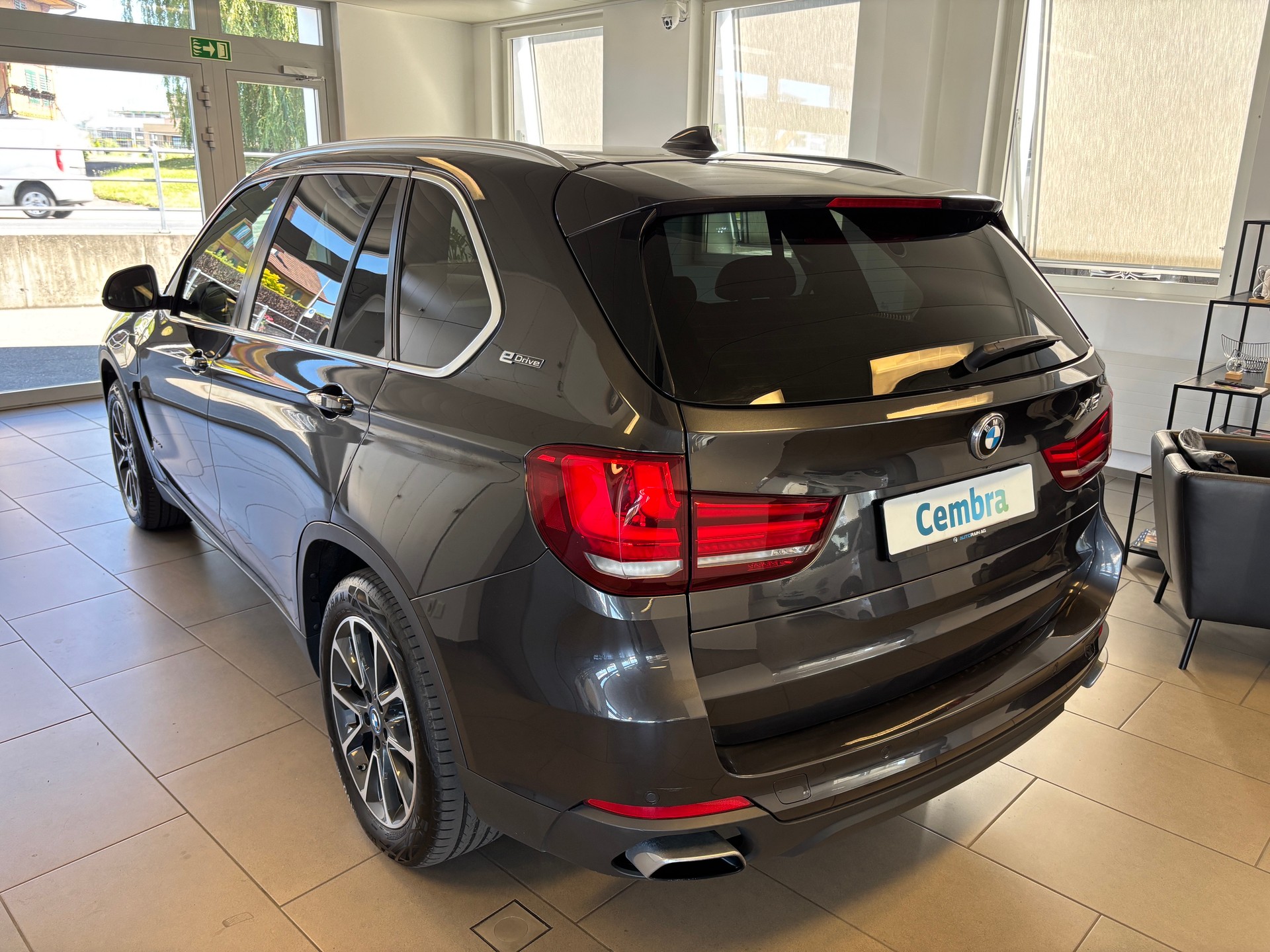 BMW X5 xDrive 40e iPerformance Steptronic-showroom-element-3