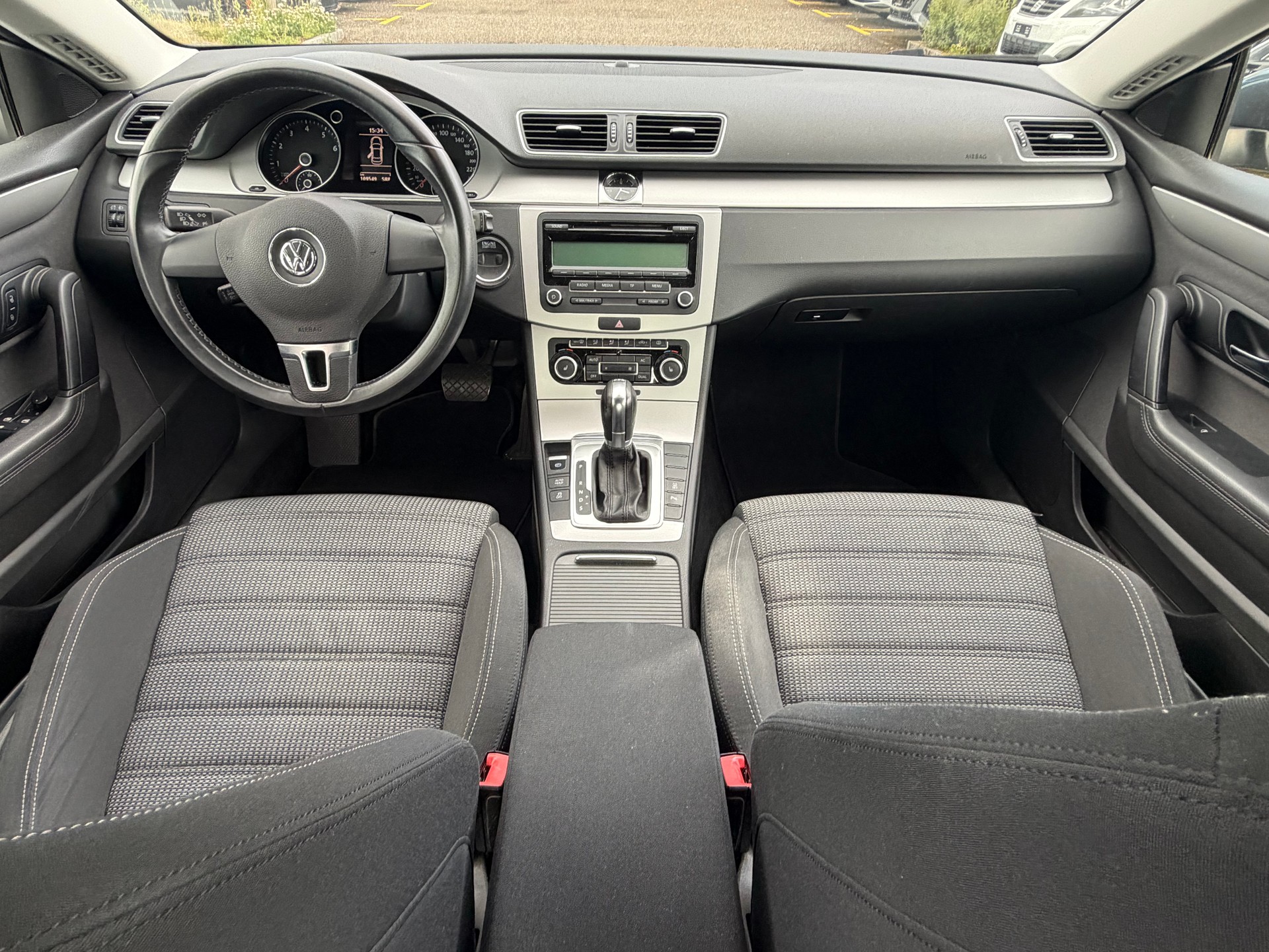 VW Passat CC 1.8 TSI DSG-image-10