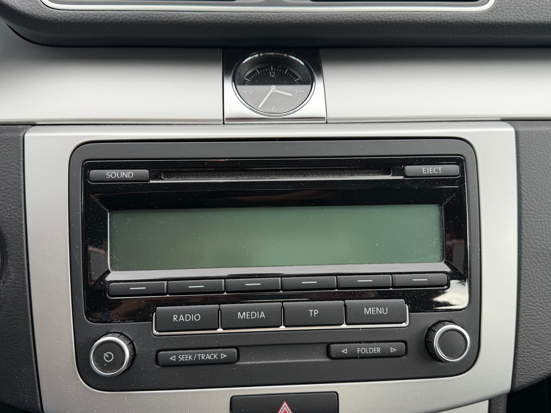 VW Passat CC 1.8 TSI DSG-image-17