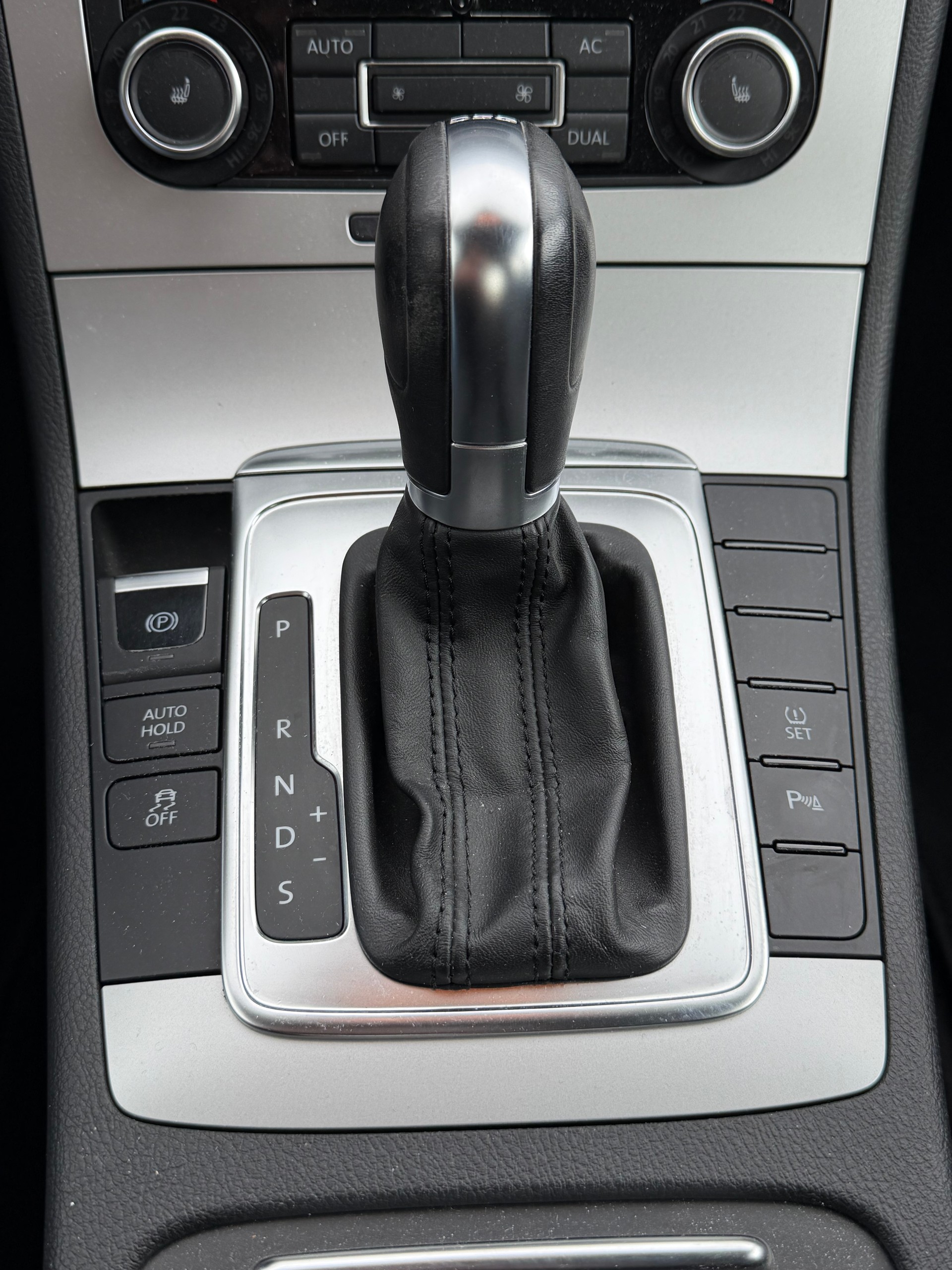 VW Passat CC 1.8 TSI DSG-image-15