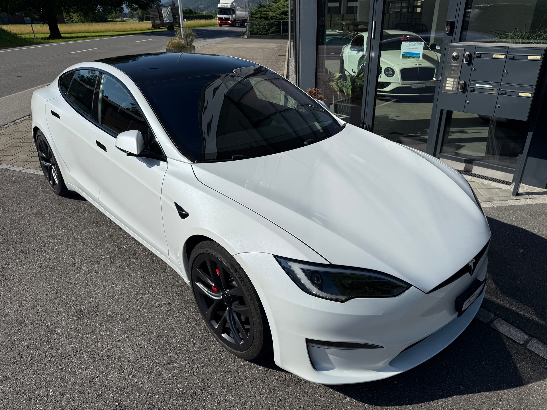 TESLA Model S Plaid👌 Computer für Voll-Selbstständiges Fahren 4👌Bessere Kameras👌EAP👌 A-Kupplung 👌-showroom-element-3