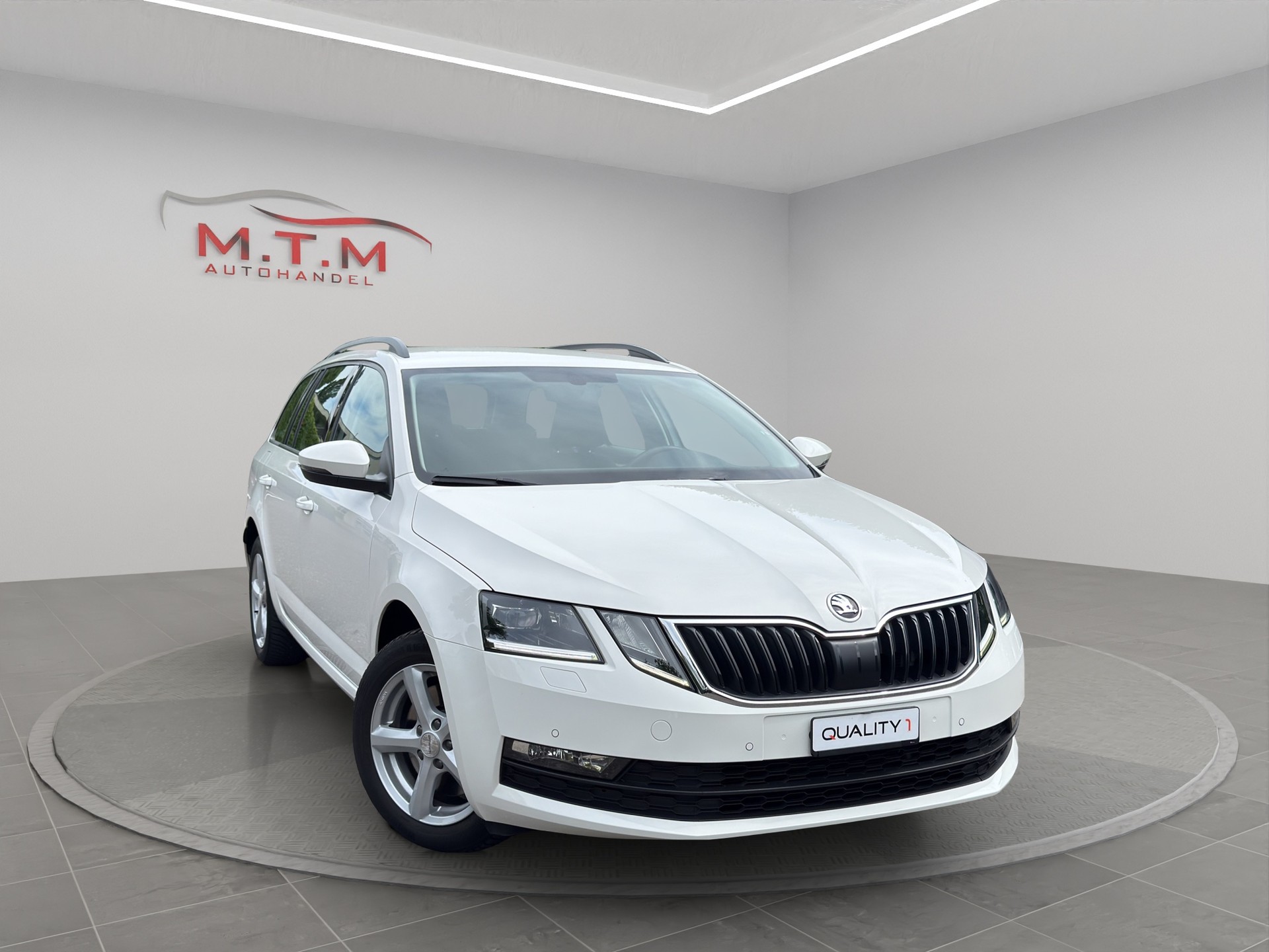 SKODA Octavia Combi 2.0 TDI Ambition 4x4 DSG