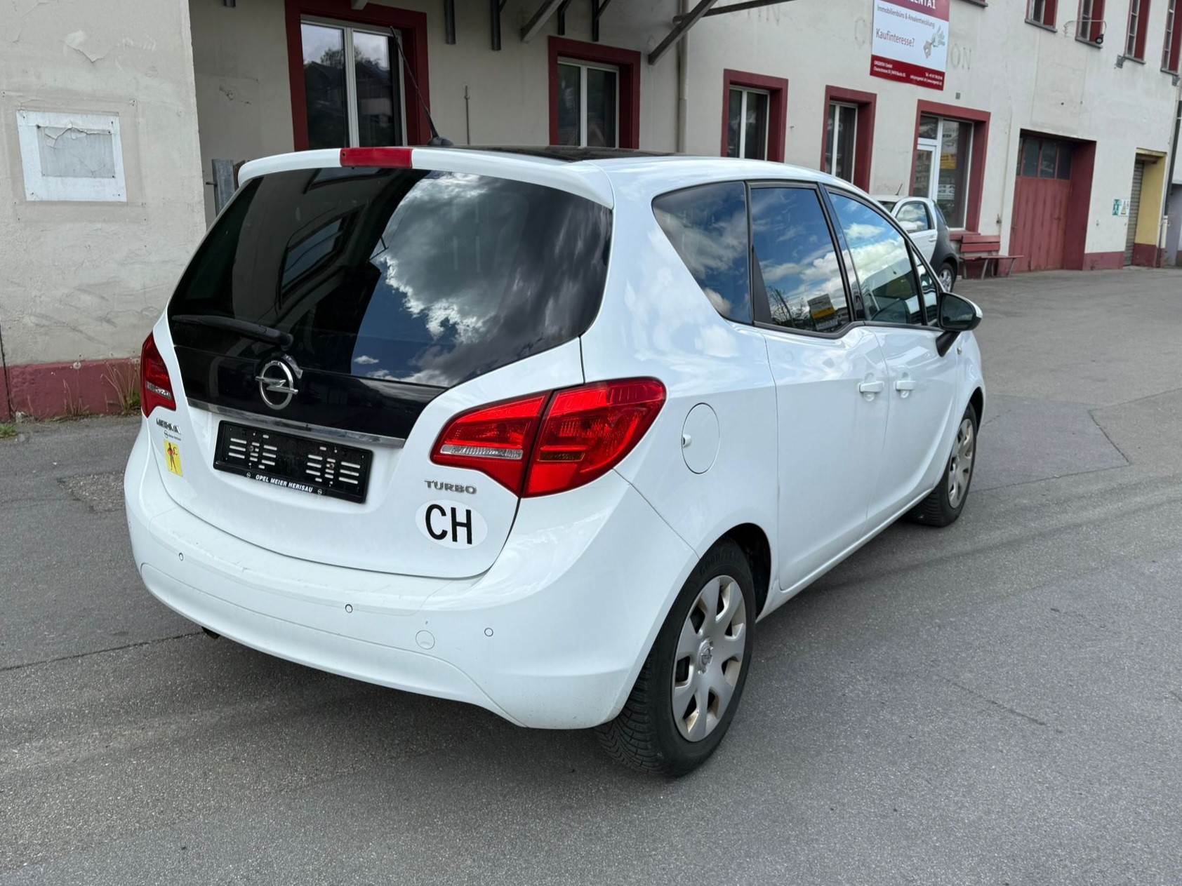 OPEL Meriva 1.4 Turbo Cosmo-image-2