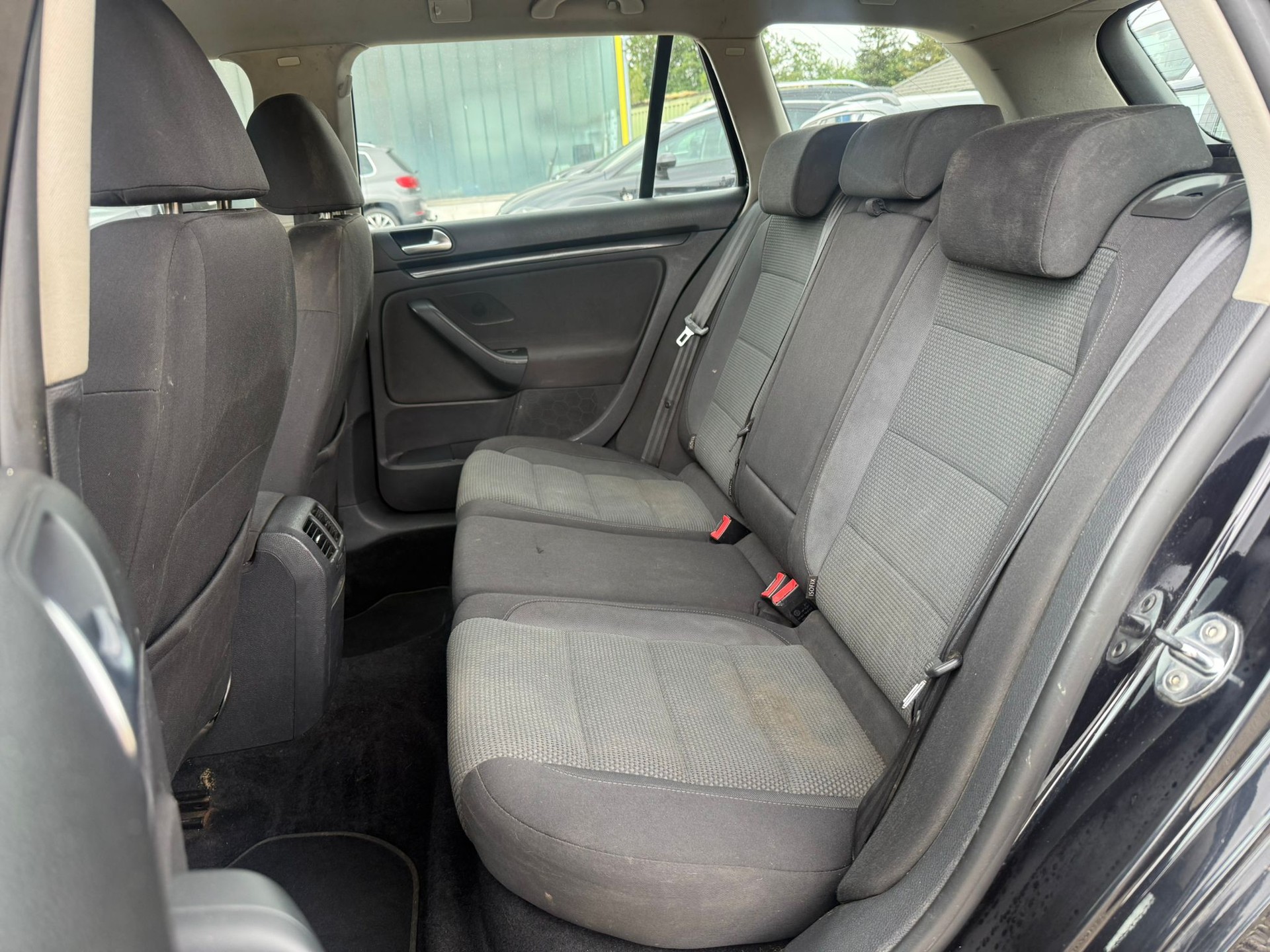 VW Golf Variant 1.6 TDI Team 4Motion-image-7