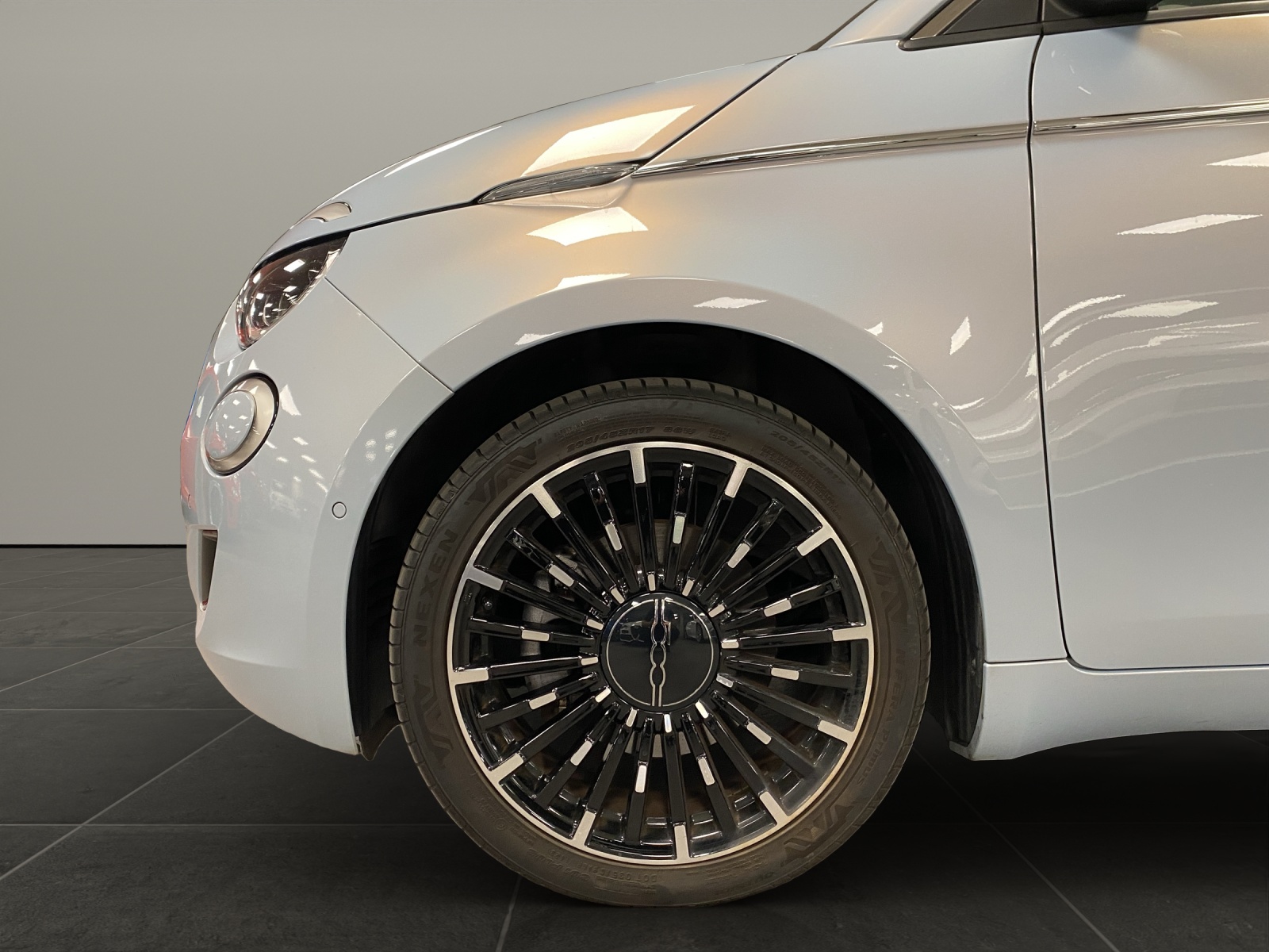FIAT 500 electric 3+1 La Prima-image-6
