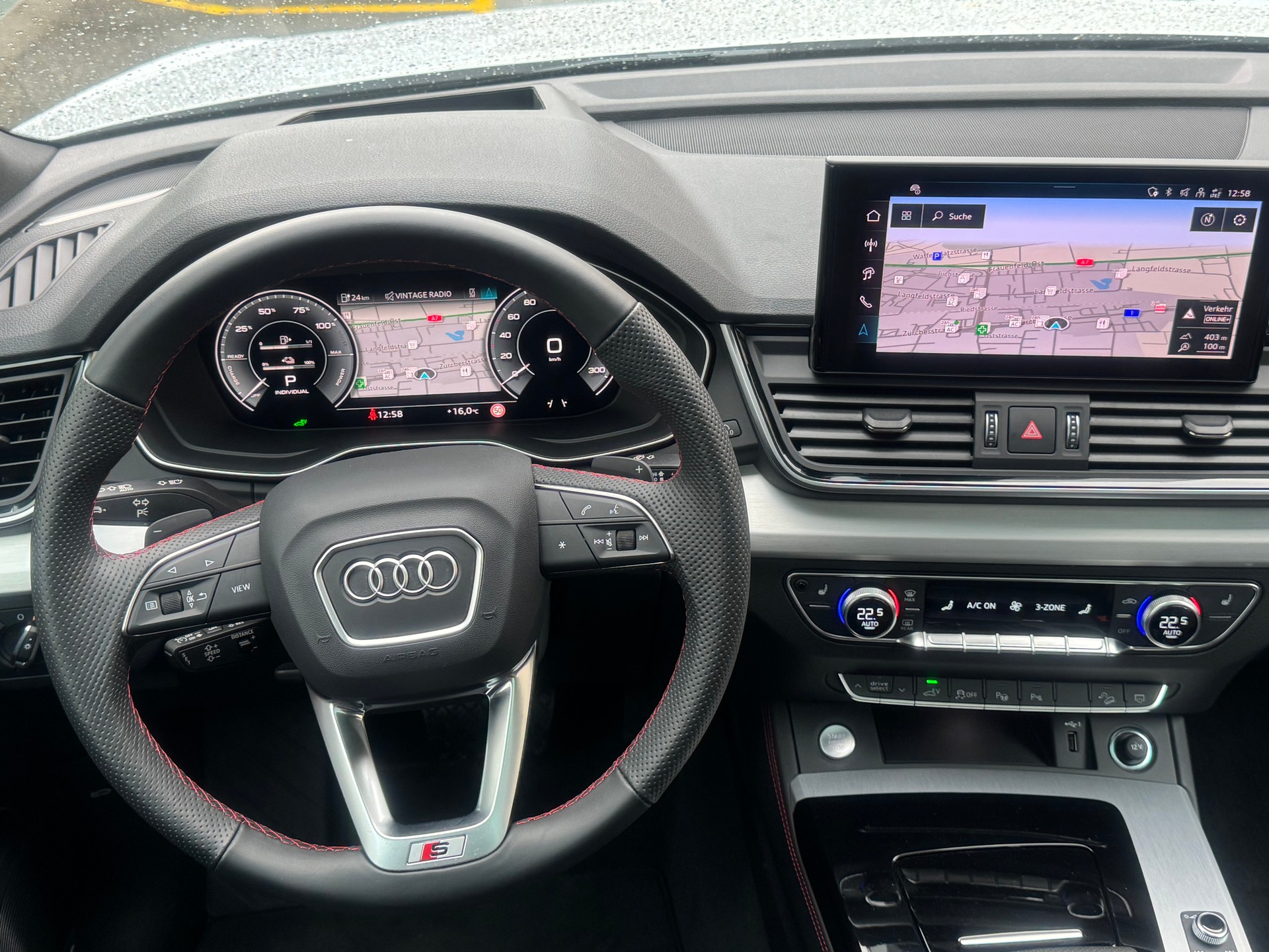 AUDI Q5 55 TFSI e PHEV S line quattro S-tronic*Panoramadach*AHK*360° Kamera*(5 Jahre Garantie)*-image-10