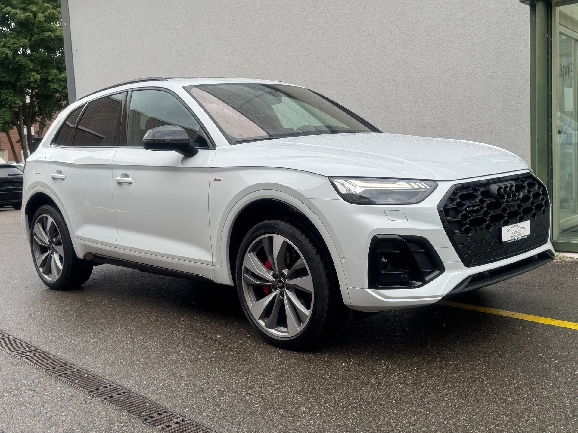 AUDI Q5 55 TFSI e PHEV S line quattro S-tronic*Panoramadach*AHK*360° Kamera*(5 Jahre Garantie)*