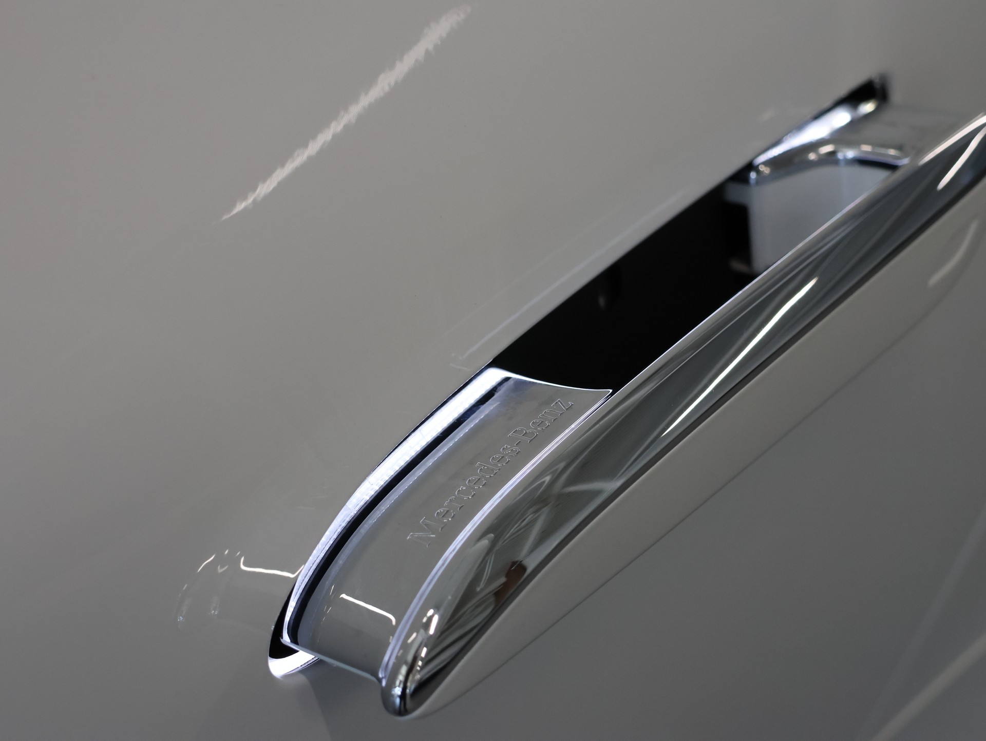 MERCEDES-BENZ Mercedes-Benz SL 63 AMG 4Matic+ *Burmester* *360 Kamera* *Sitzbelüftung*-image-13