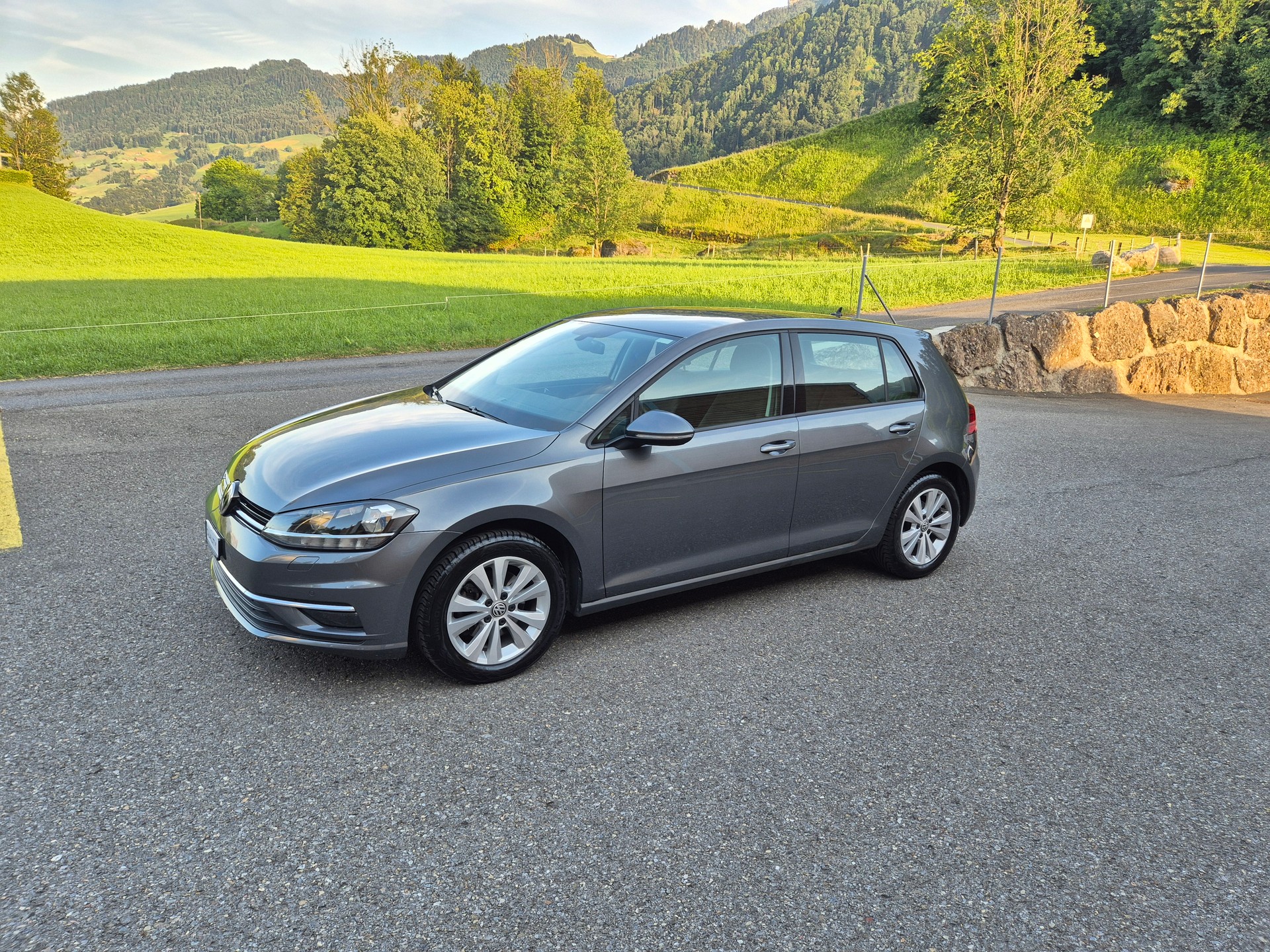VW Golf 1.4 TSI Comfortline DSG-image-1