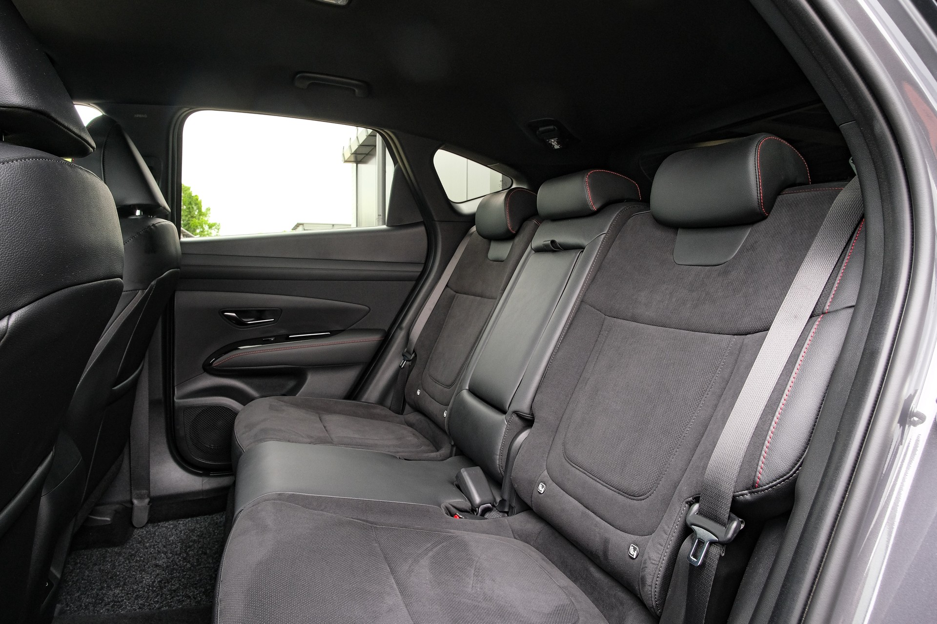 HYUNDAI Tucson 1.6 TGDI 48V N-Line DCT-image-11