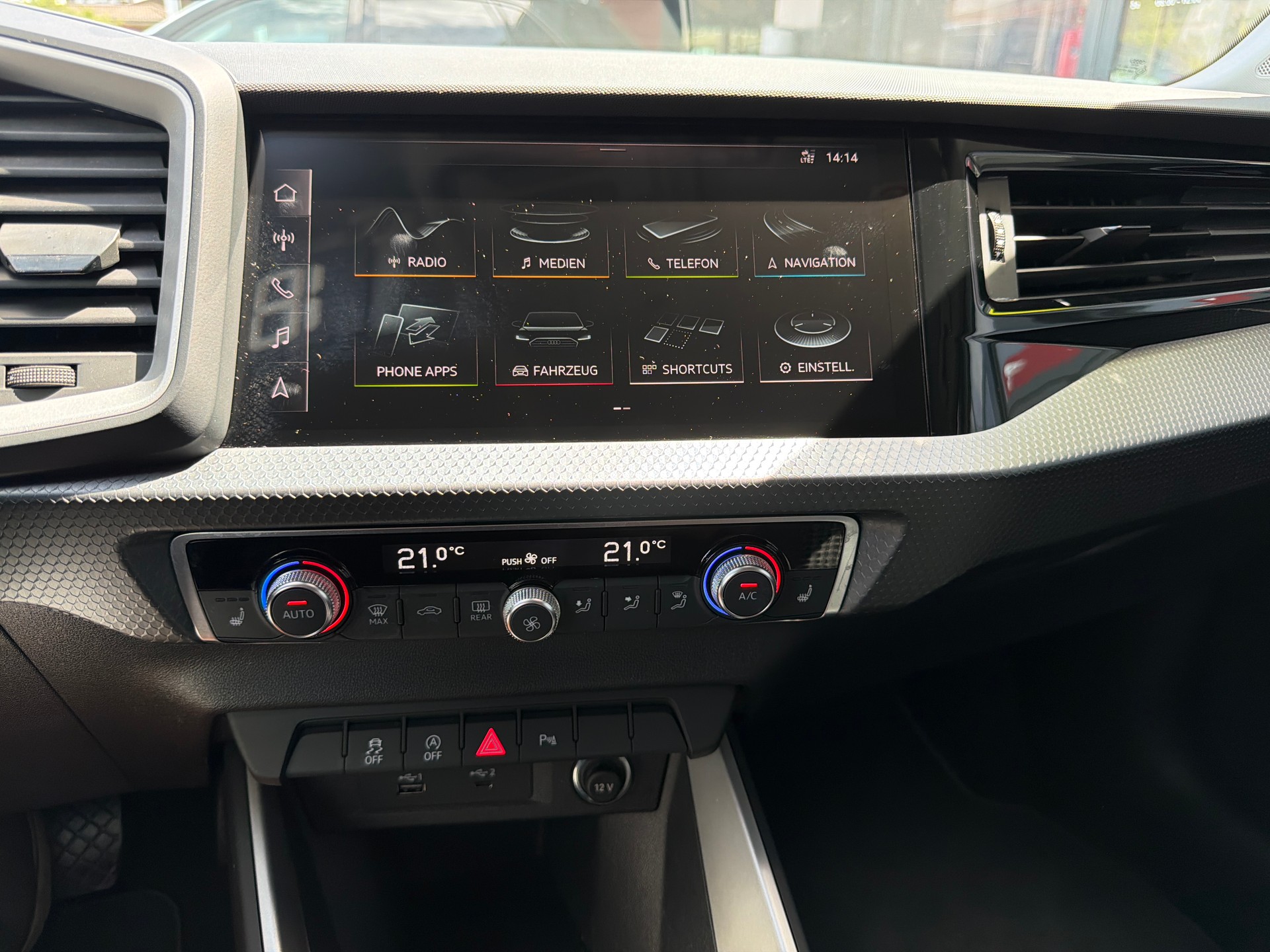 AUDI A1 City Carver 30 TFSI S-tronic-image-10