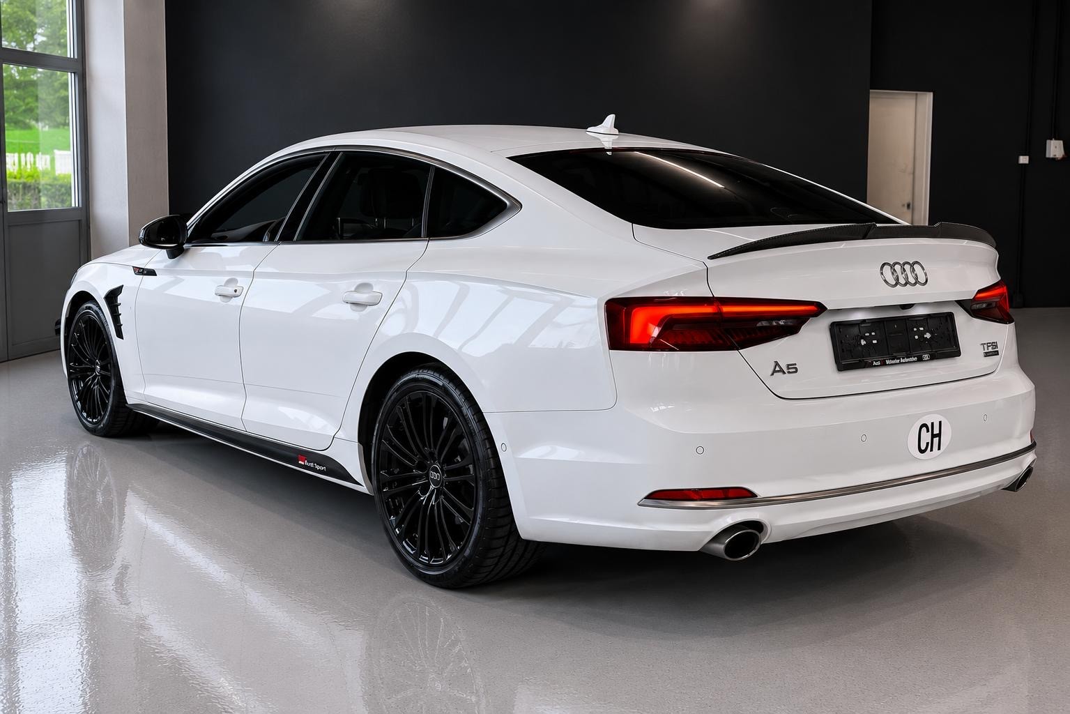 AUDI A5 Sportback 2.0 TFSI Sport quattro S-tronic-image-8