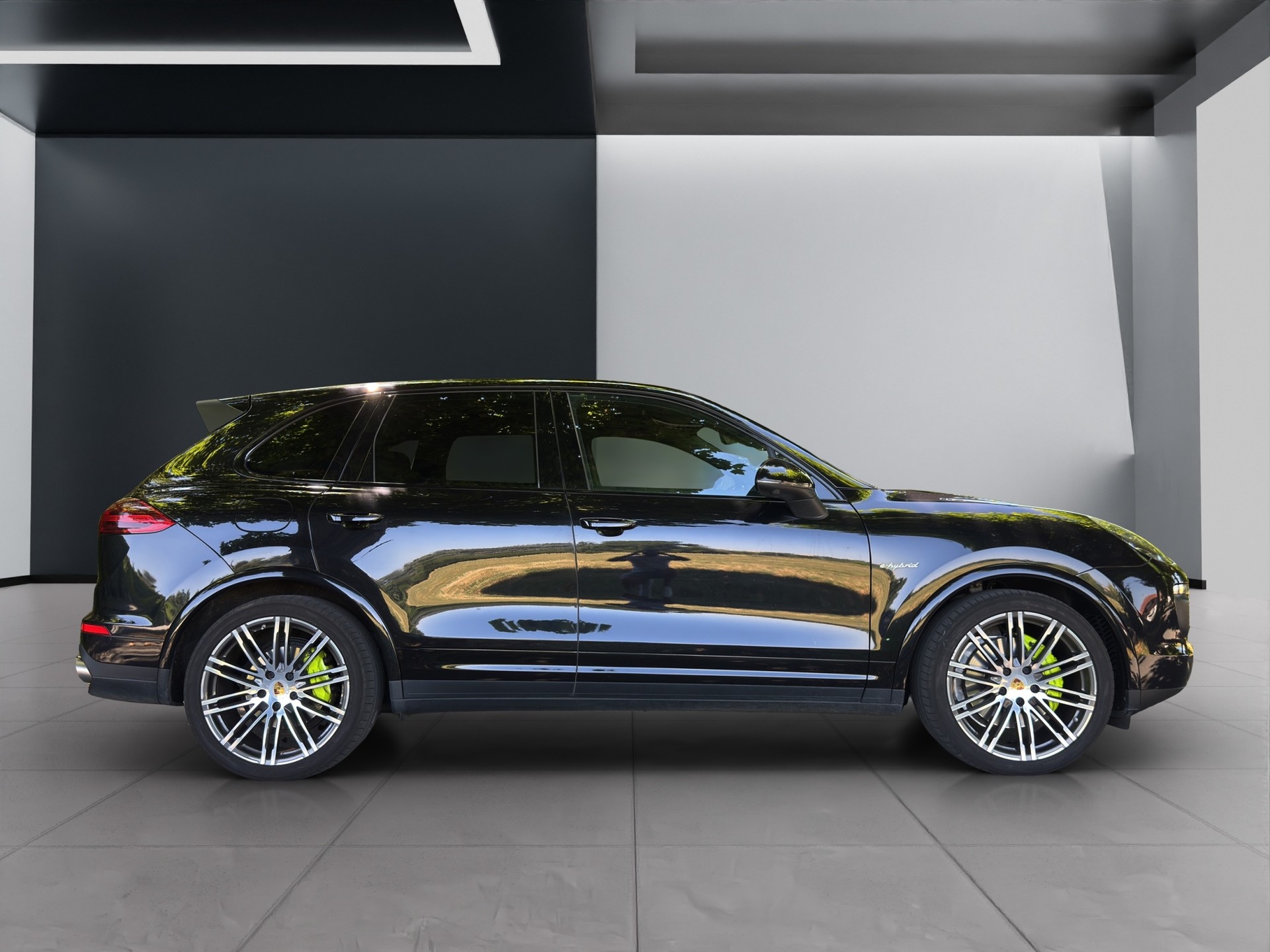 PORSCHE Cayenne S E-Hybrid Platinum Edition-showroom-element-2