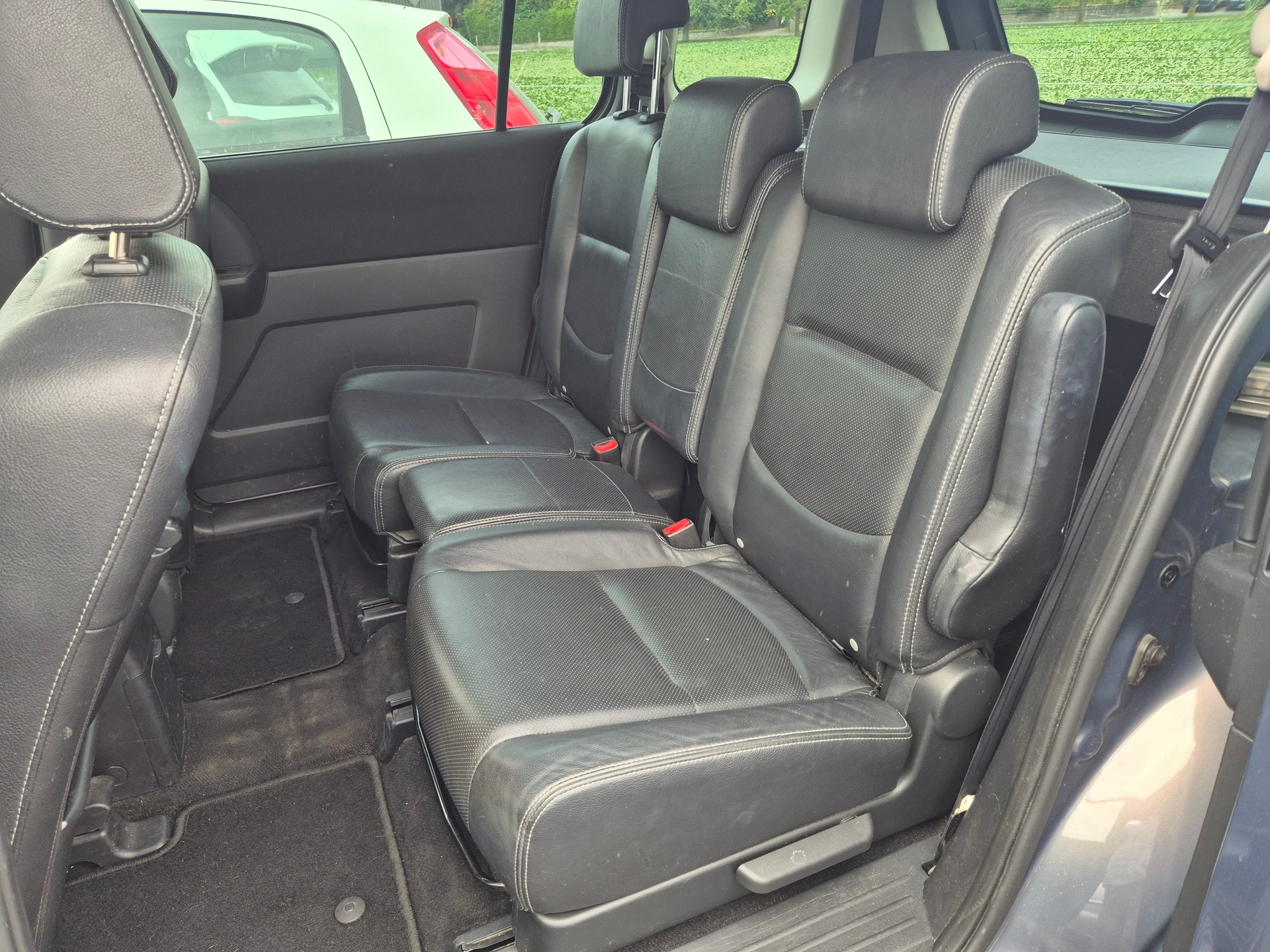 MAZDA 5 2.0 16V Confort-image-5