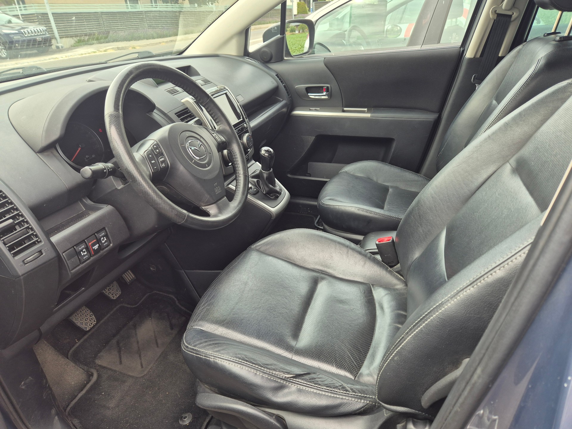 MAZDA 5 2.0 16V Confort-image-4