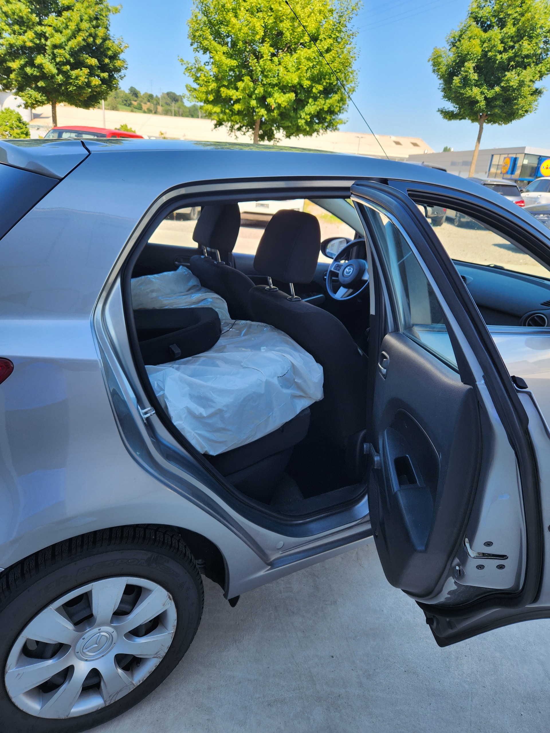 MAZDA 2 1.5i 16V Exclusive Automatic-image-9