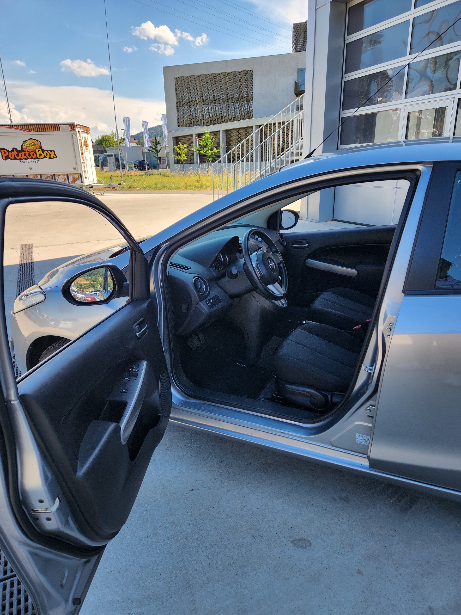 MAZDA 2 1.5i 16V Exclusive Automatic-image-6