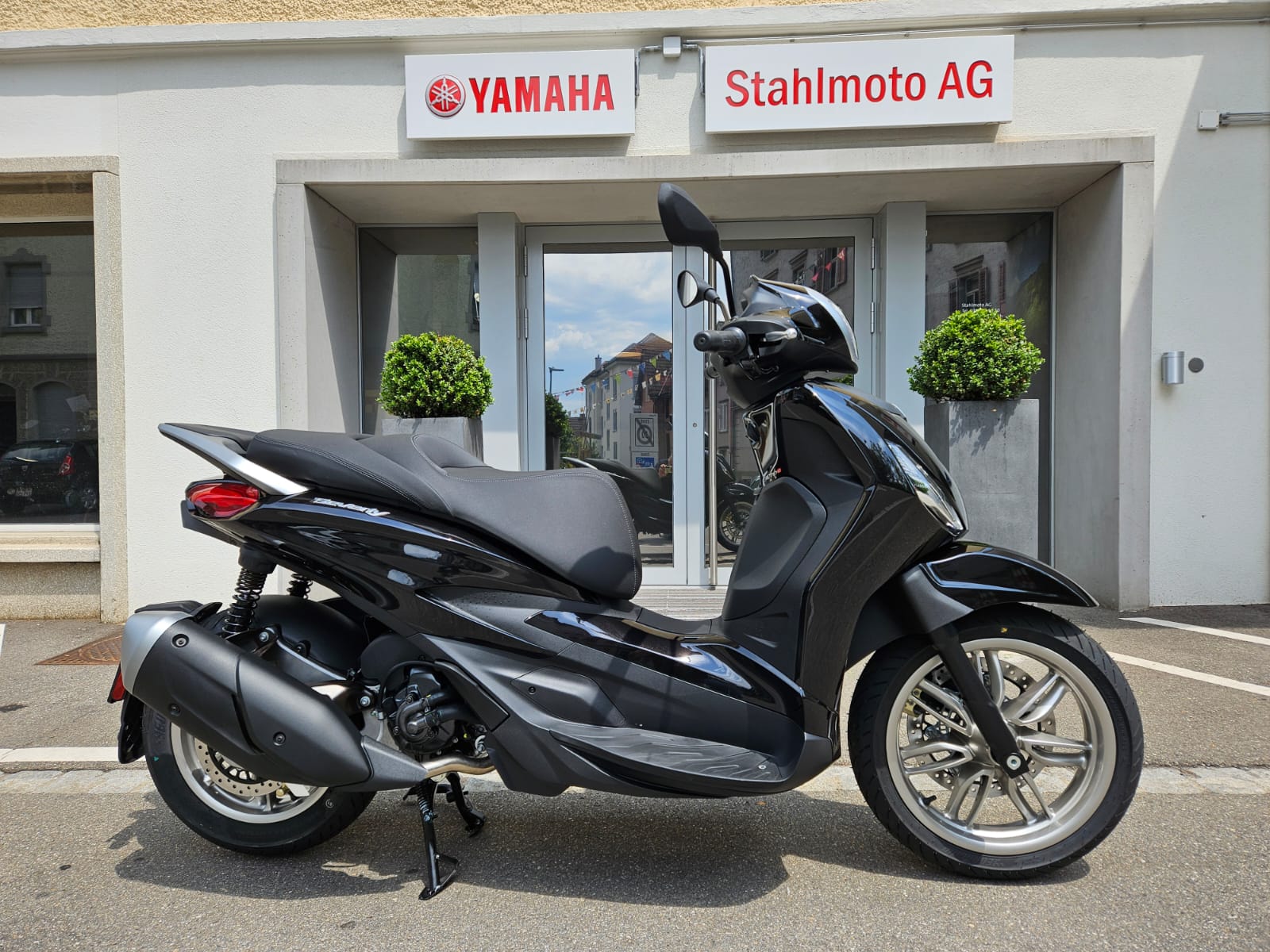 PIAGGIO Beverly 310 hpe E5+-image-0