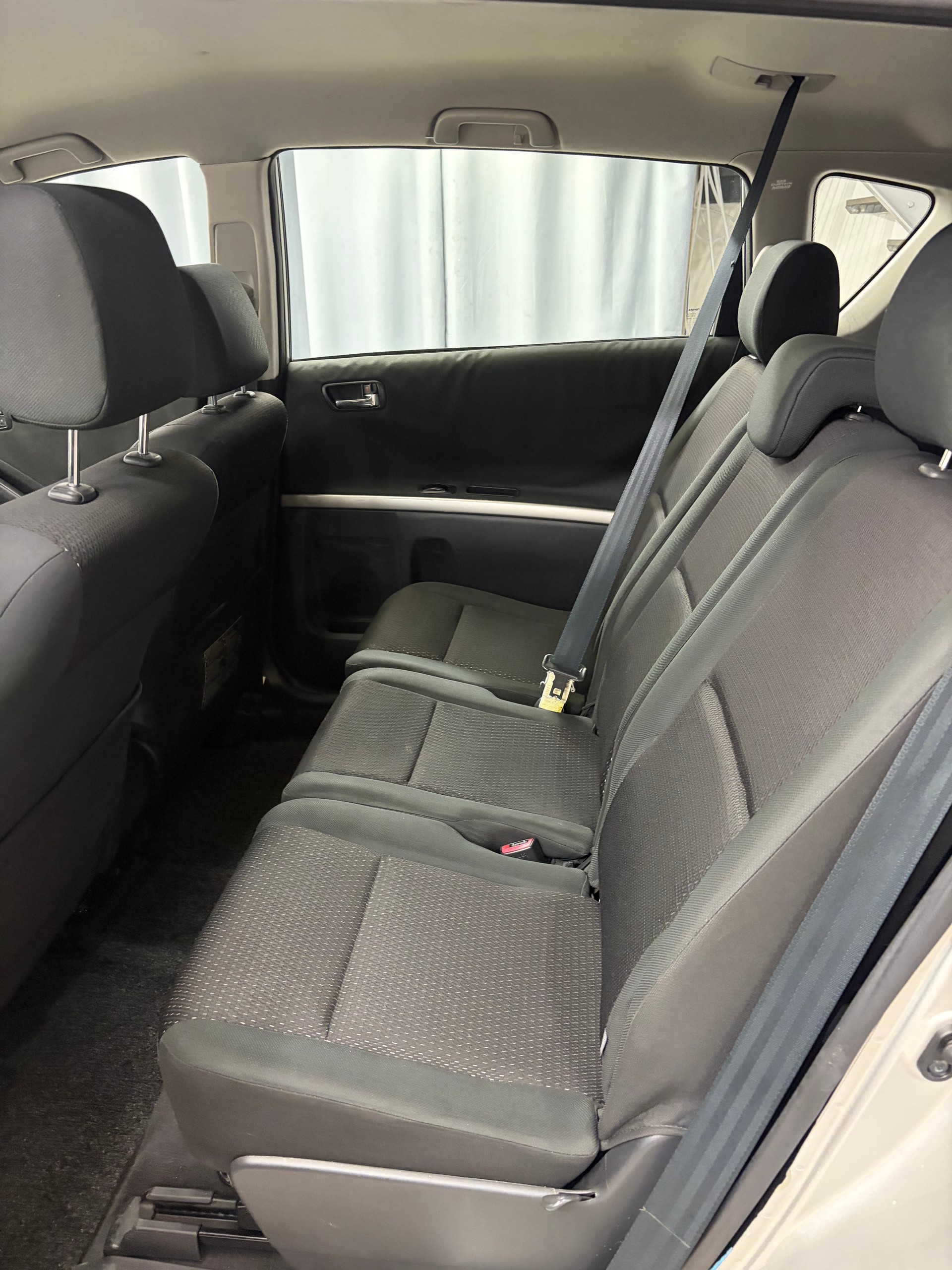 TOYOTA Corolla Verso 2.2 D-4D Limited 7 Plätzer-image-7