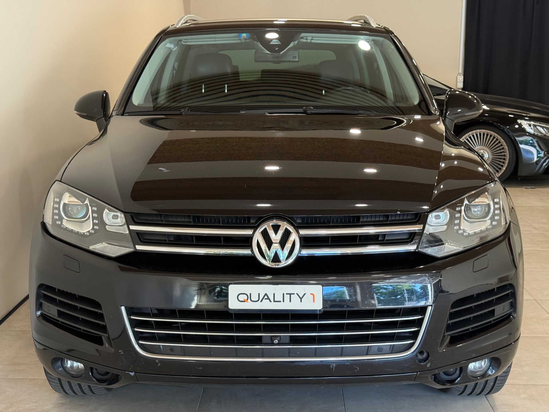 VW Touareg 4.2 TDI Tiptronic-image-1