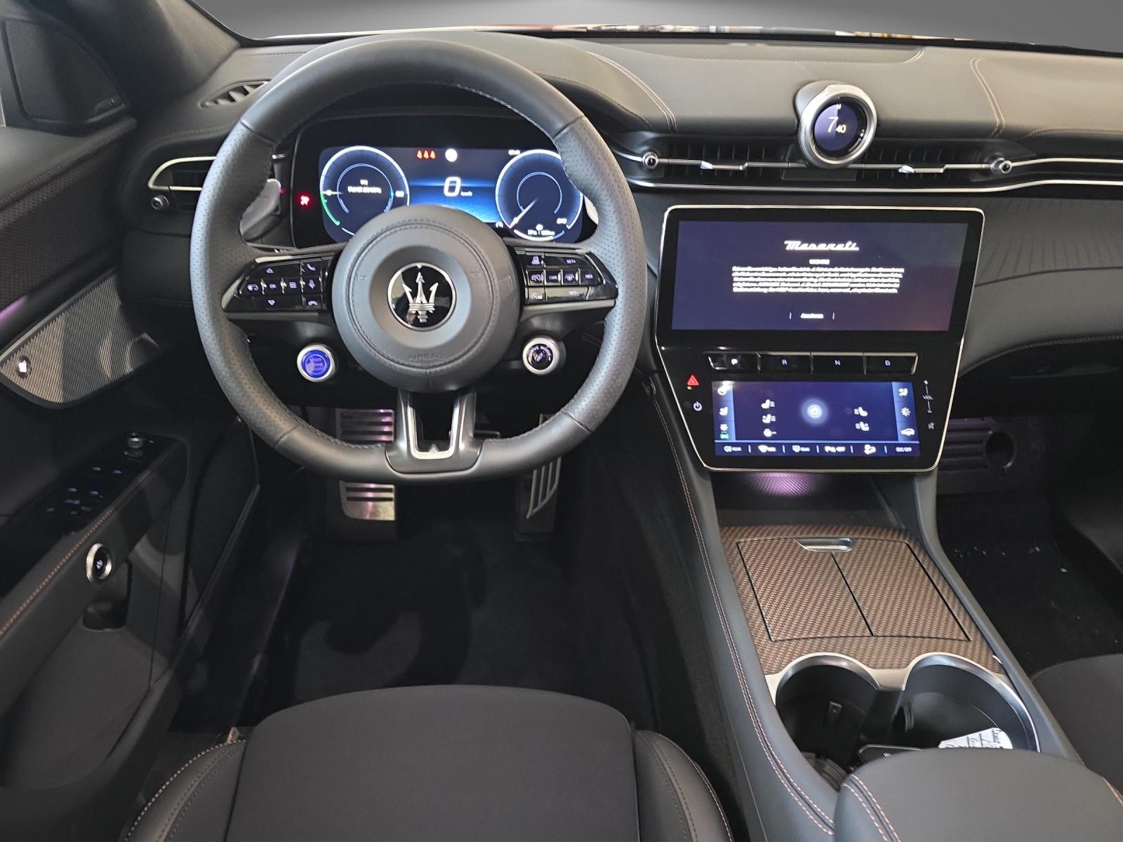 MASERATI Grecale Folgore-image-5