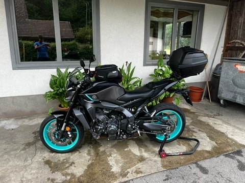 YAMAHA MT-09-image-0