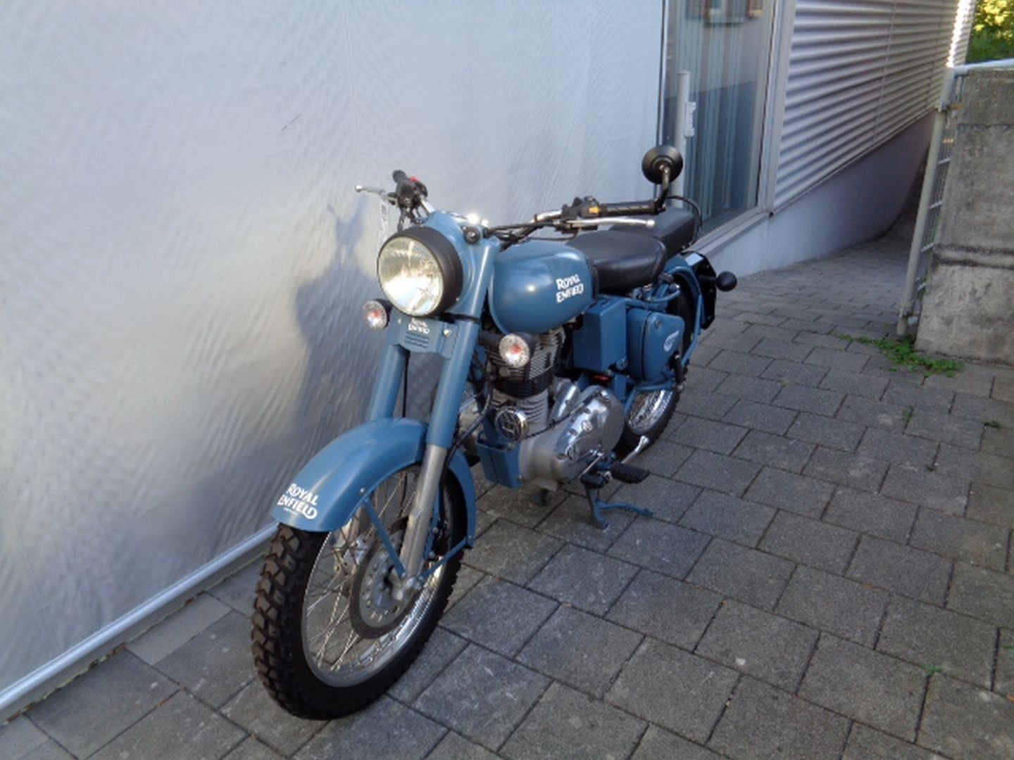 ROYAL ENFIELD CLASSIC 500 MY16-image-1