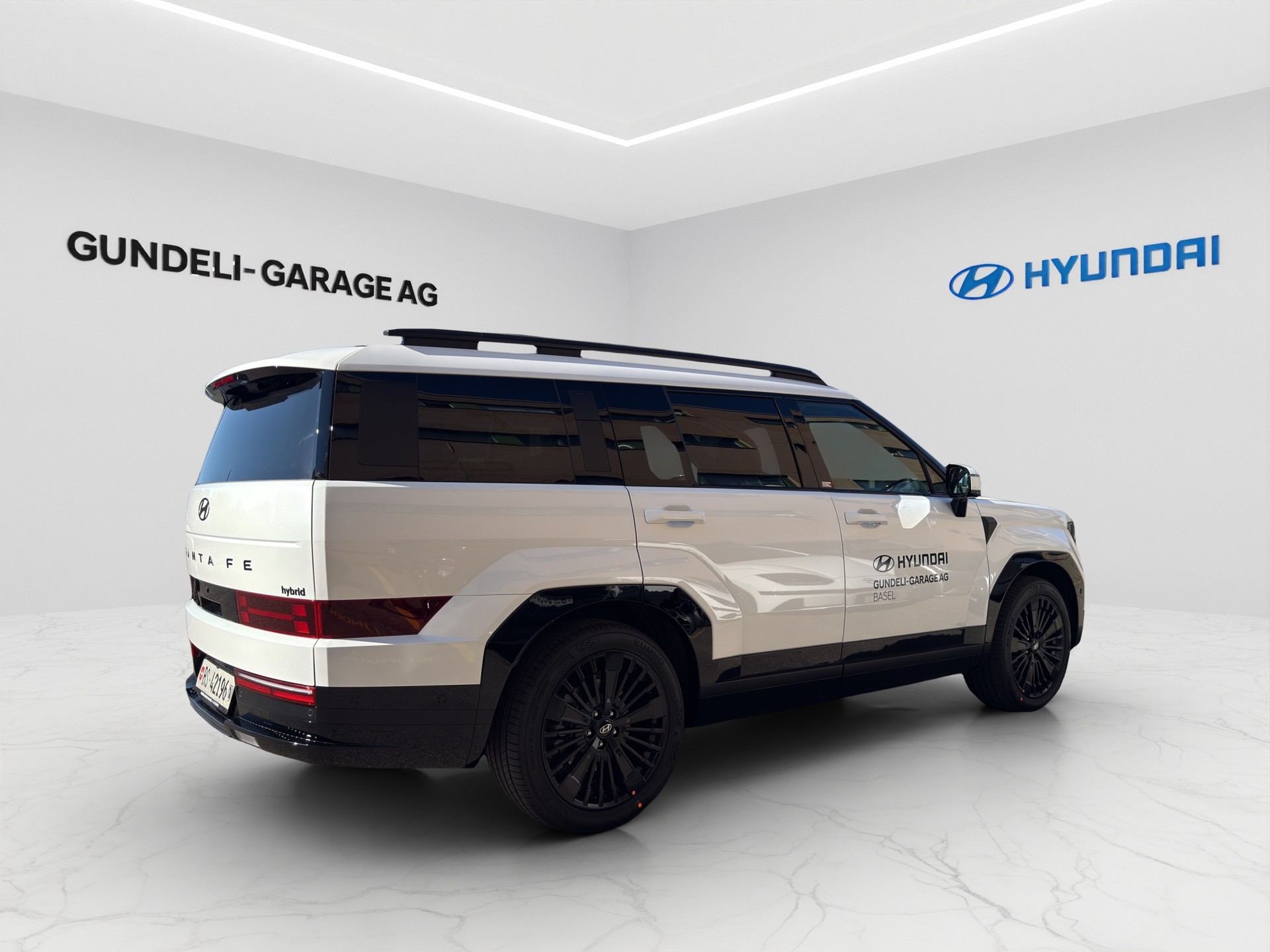 HYUNDAI Santa Fe 1.6 T-GDi HEV Calligraphy 4WD Automatic-image-5