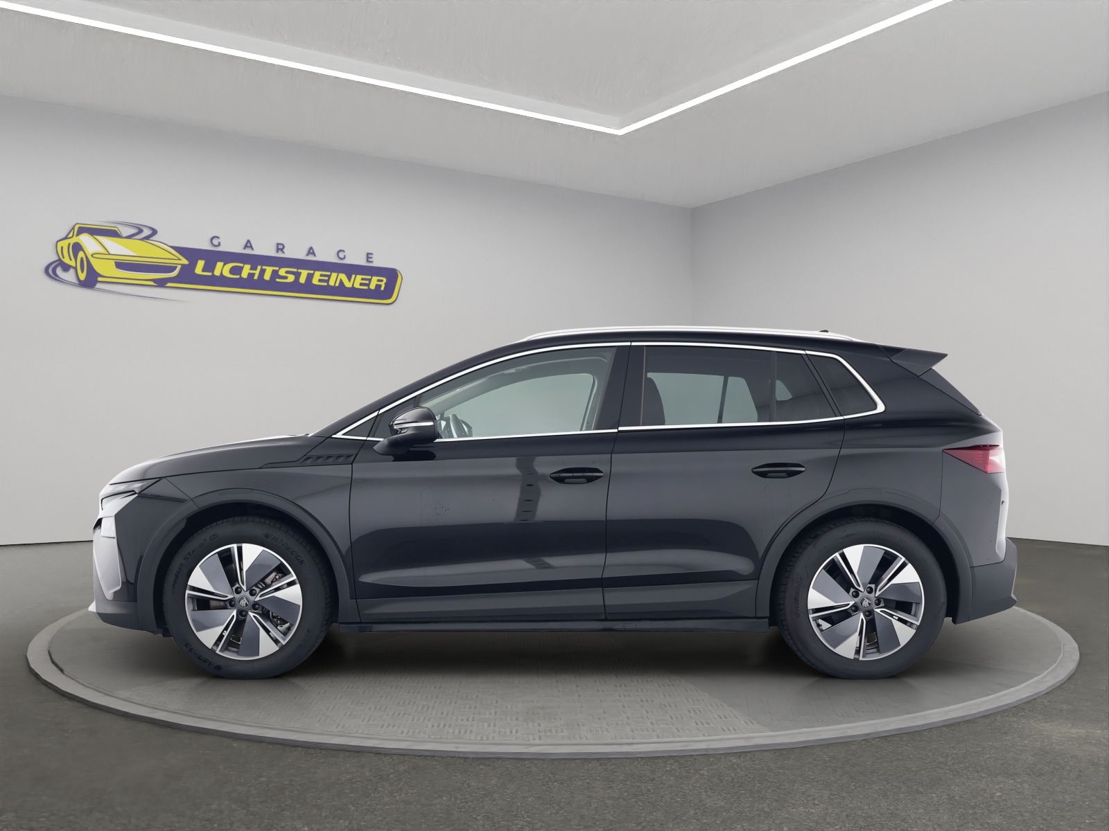 SKODA Elroq 85 Plus-showroom-element-2