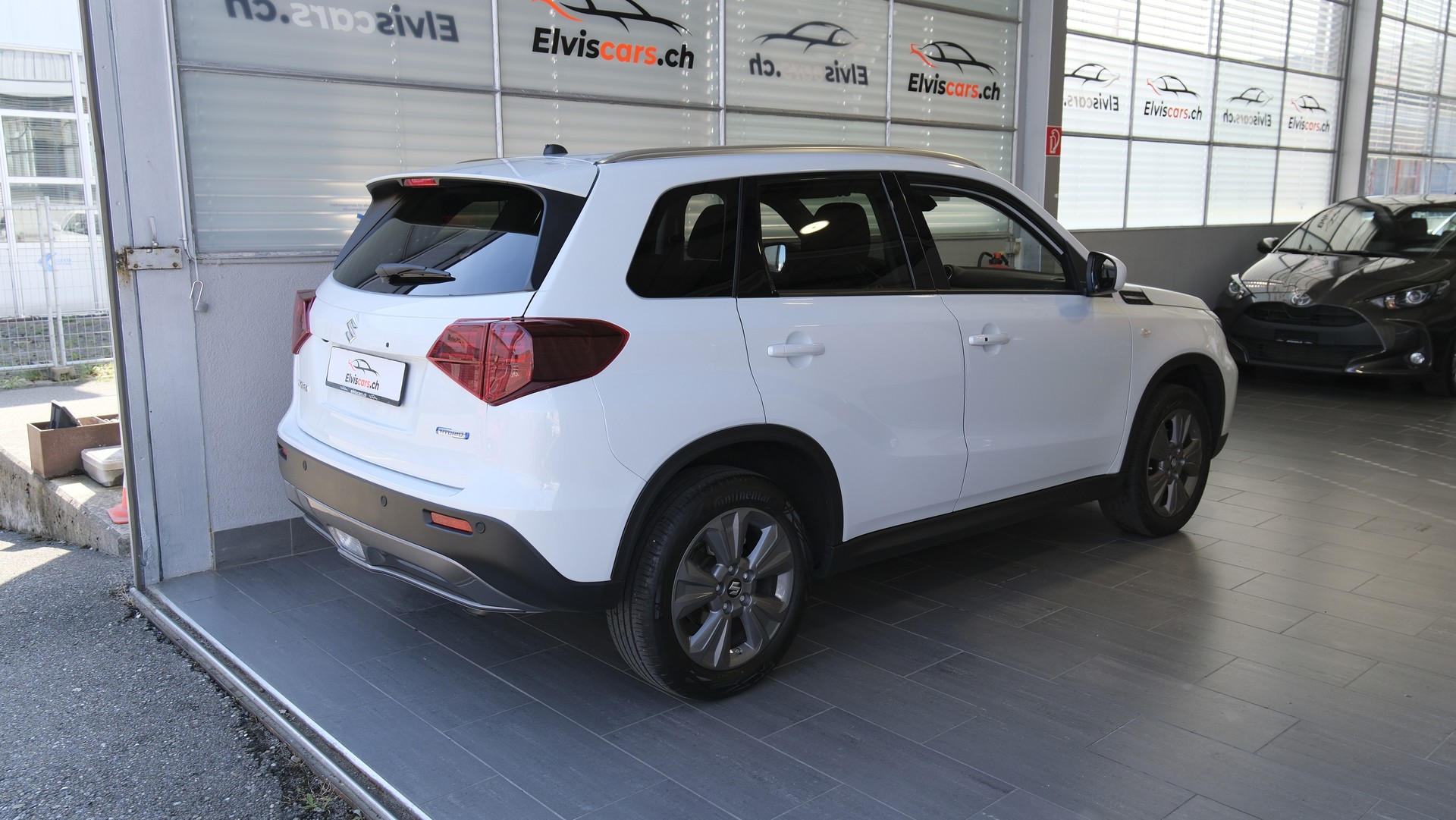 SUZUKI Vitara 1.4 Boosterjet Compact + 4x4 Hybrid Automatic-image-26