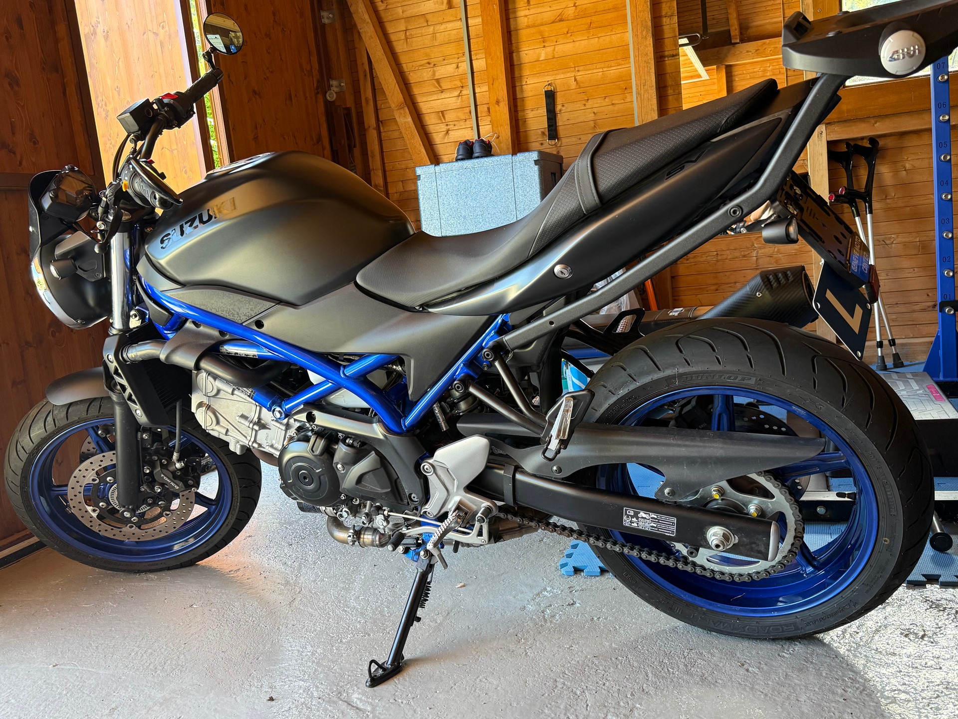 SUZUKI SV 650 Custom-image-4