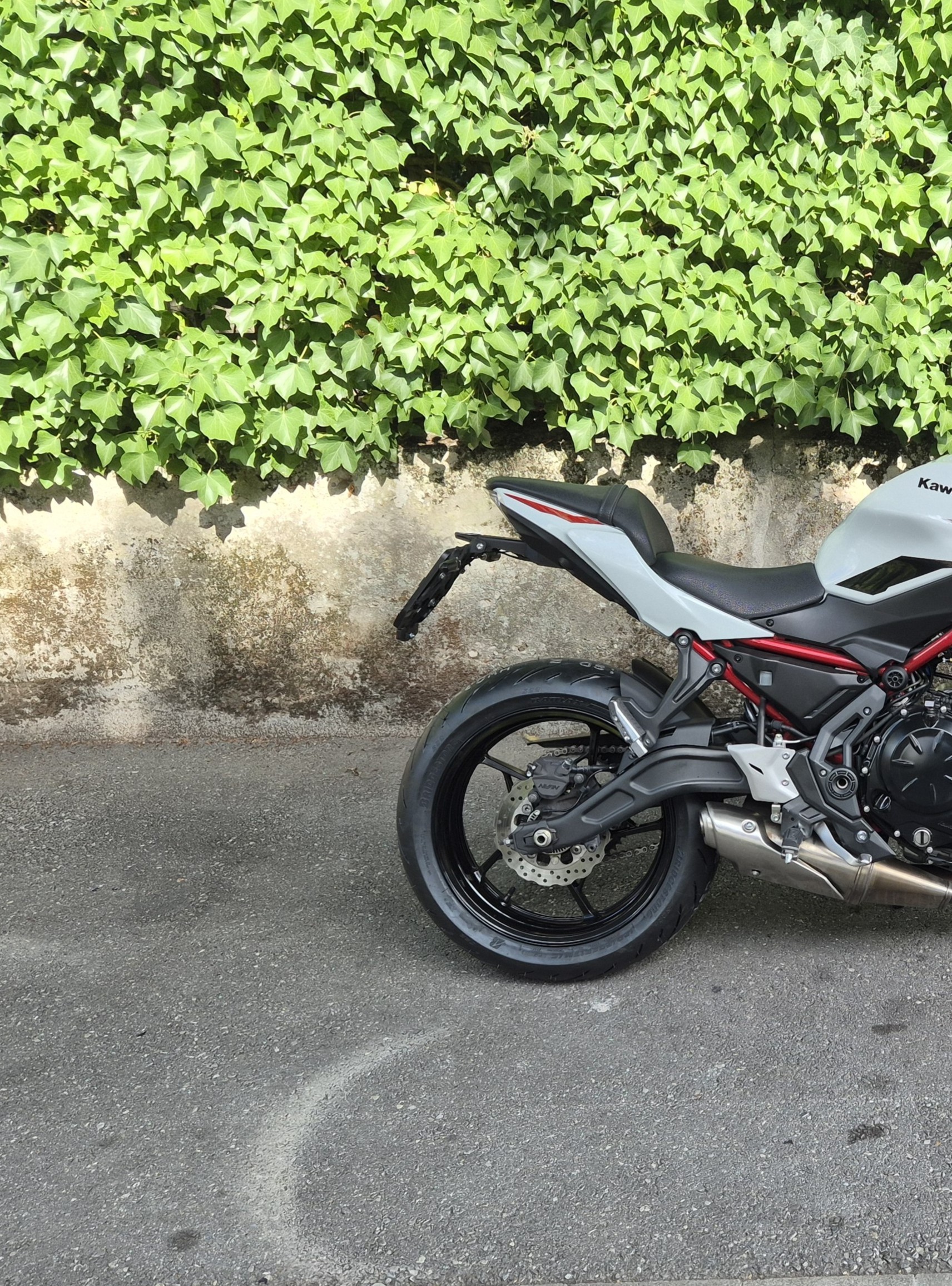 KAWASAKI Z 650 (35kW)-image-12