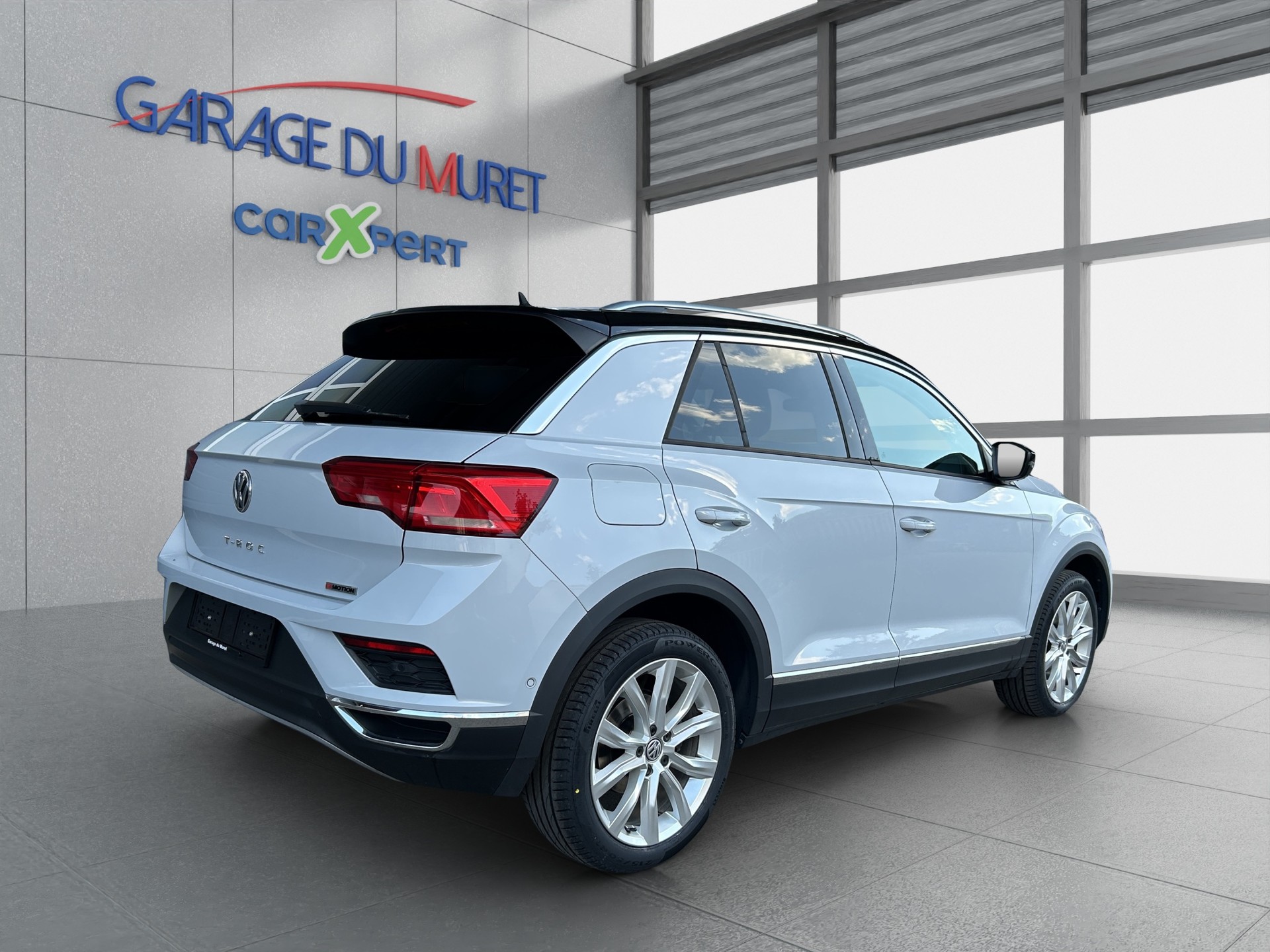VW T-Roc 2.0 TSI Advance DSG 4Motion-image-4