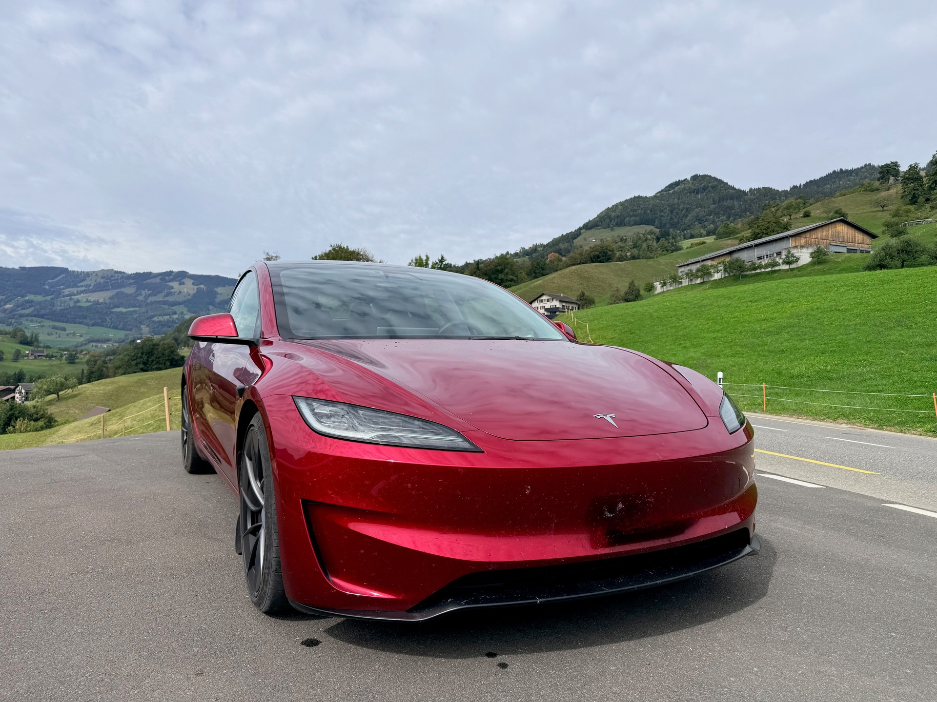 TESLA Model 3 Performance