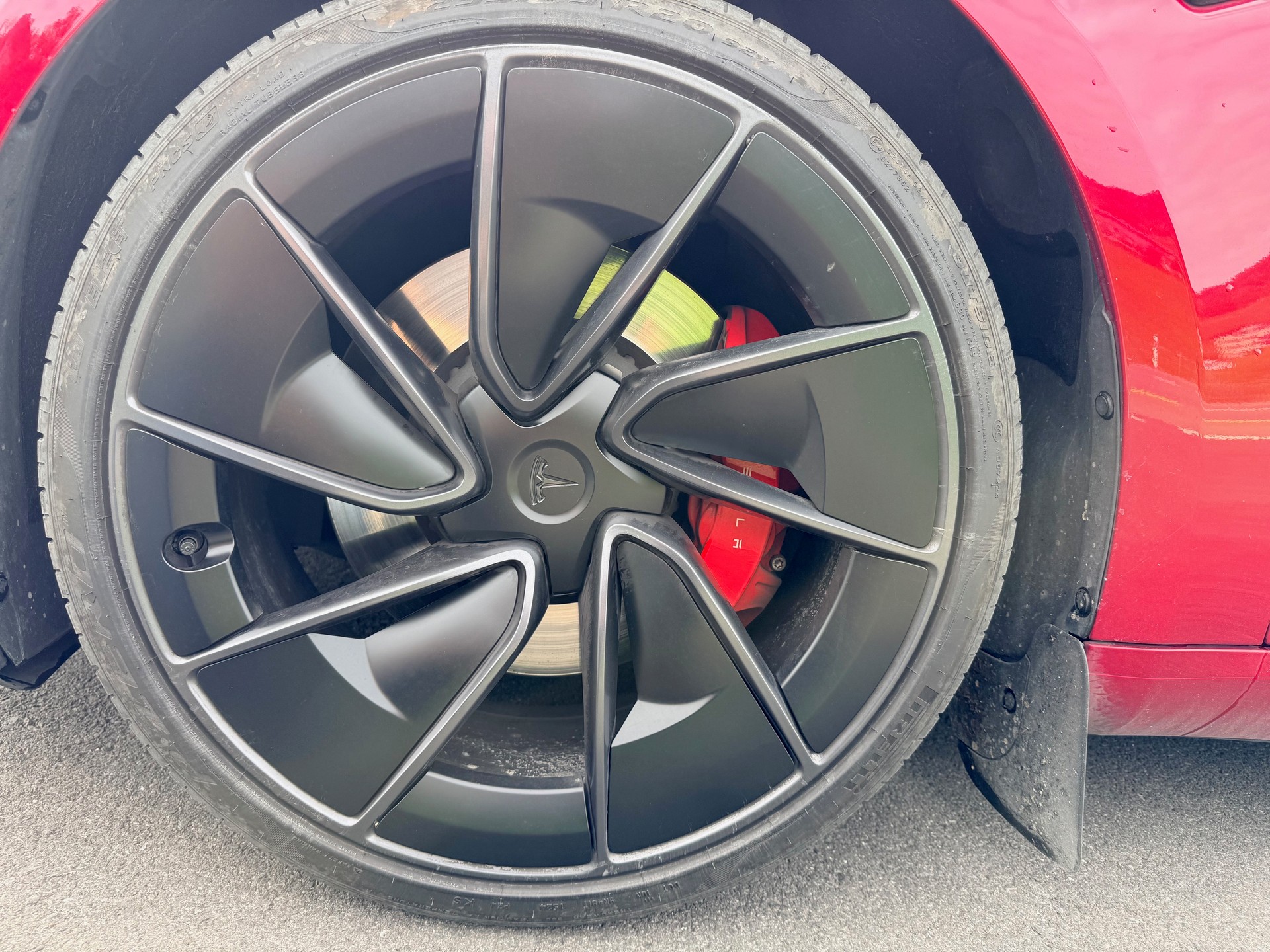 TESLA Model 3 Performance-image-7
