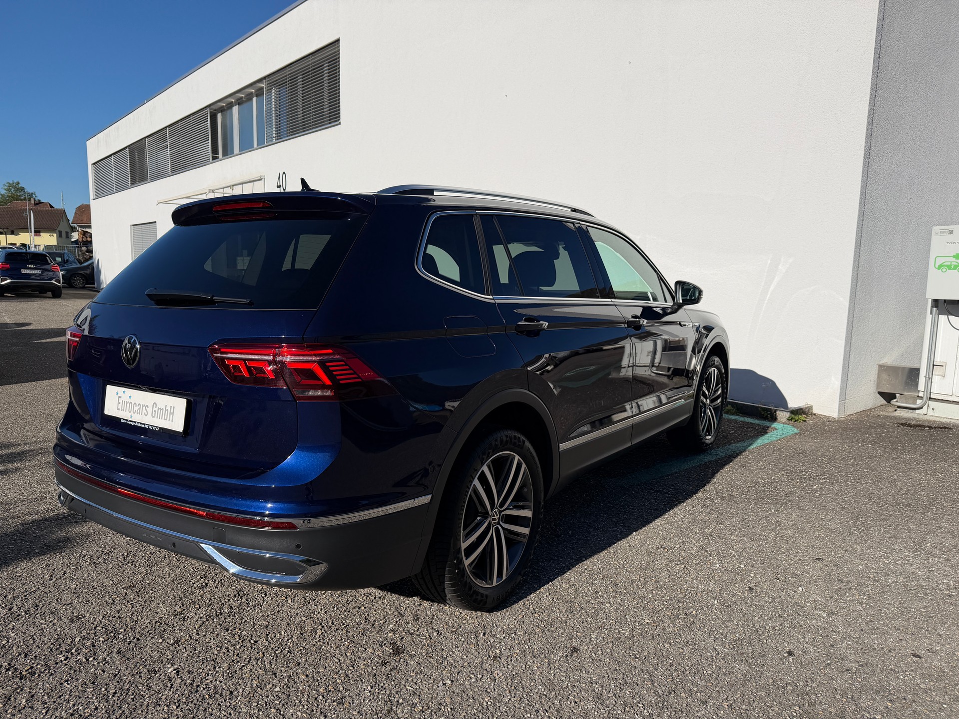 VW Tiguan Allspace 2.0 TDI SCR R-Line 4Motion DSG-showroom-element-2