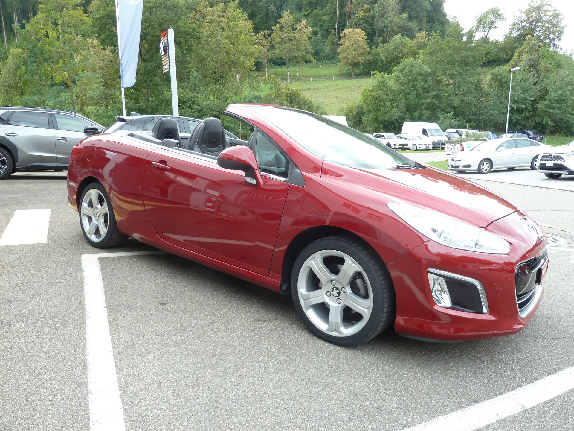 PEUGEOT 308 CC 2.0 HDI Allure-image-18