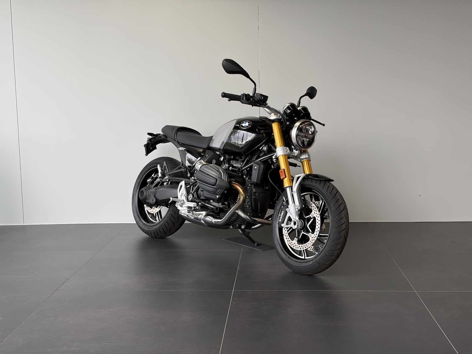 BMW R 12 nine T A2-showroom-element-1