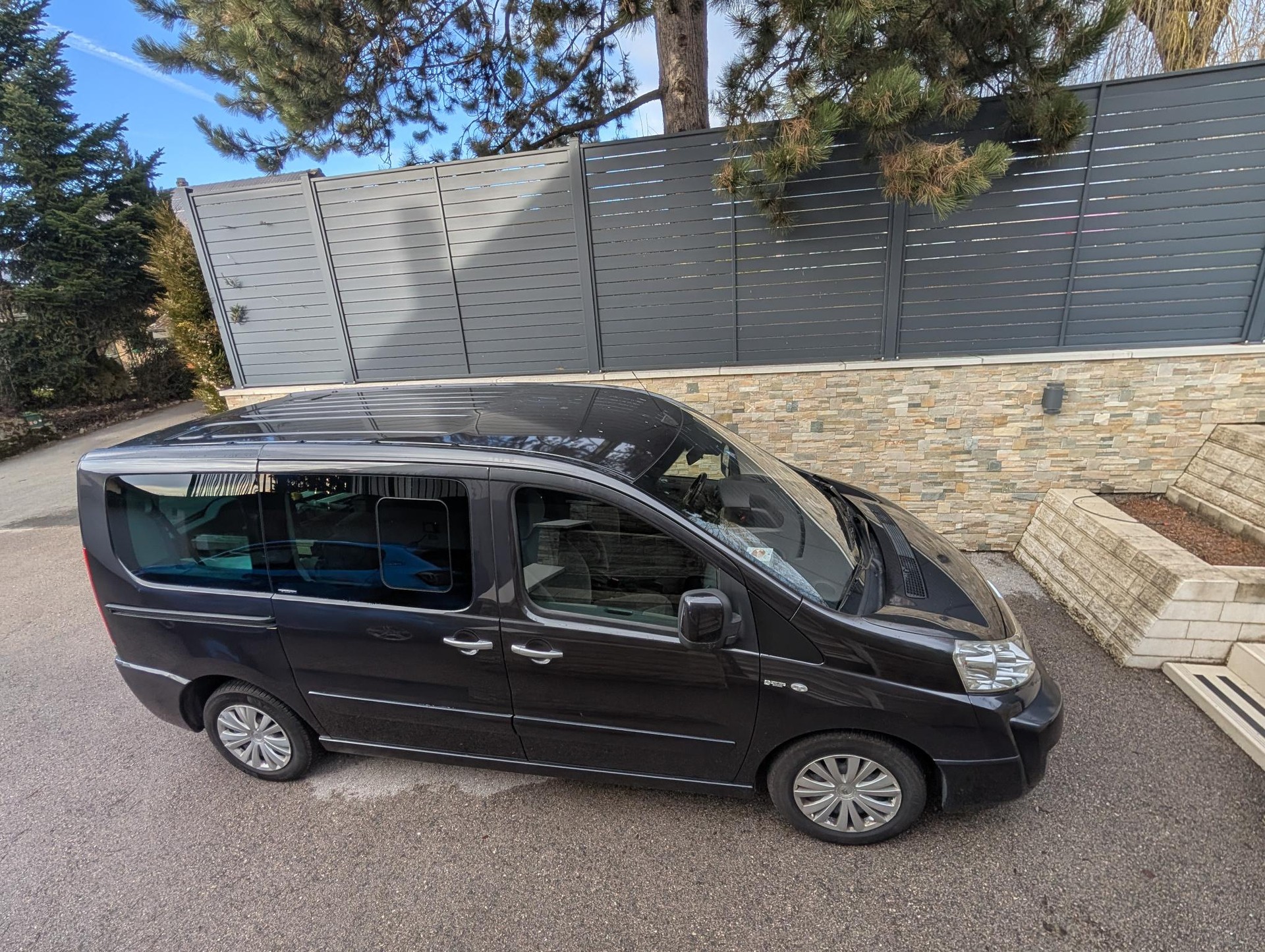 CITROEN 2.0 HDi 160 9P Exclusive